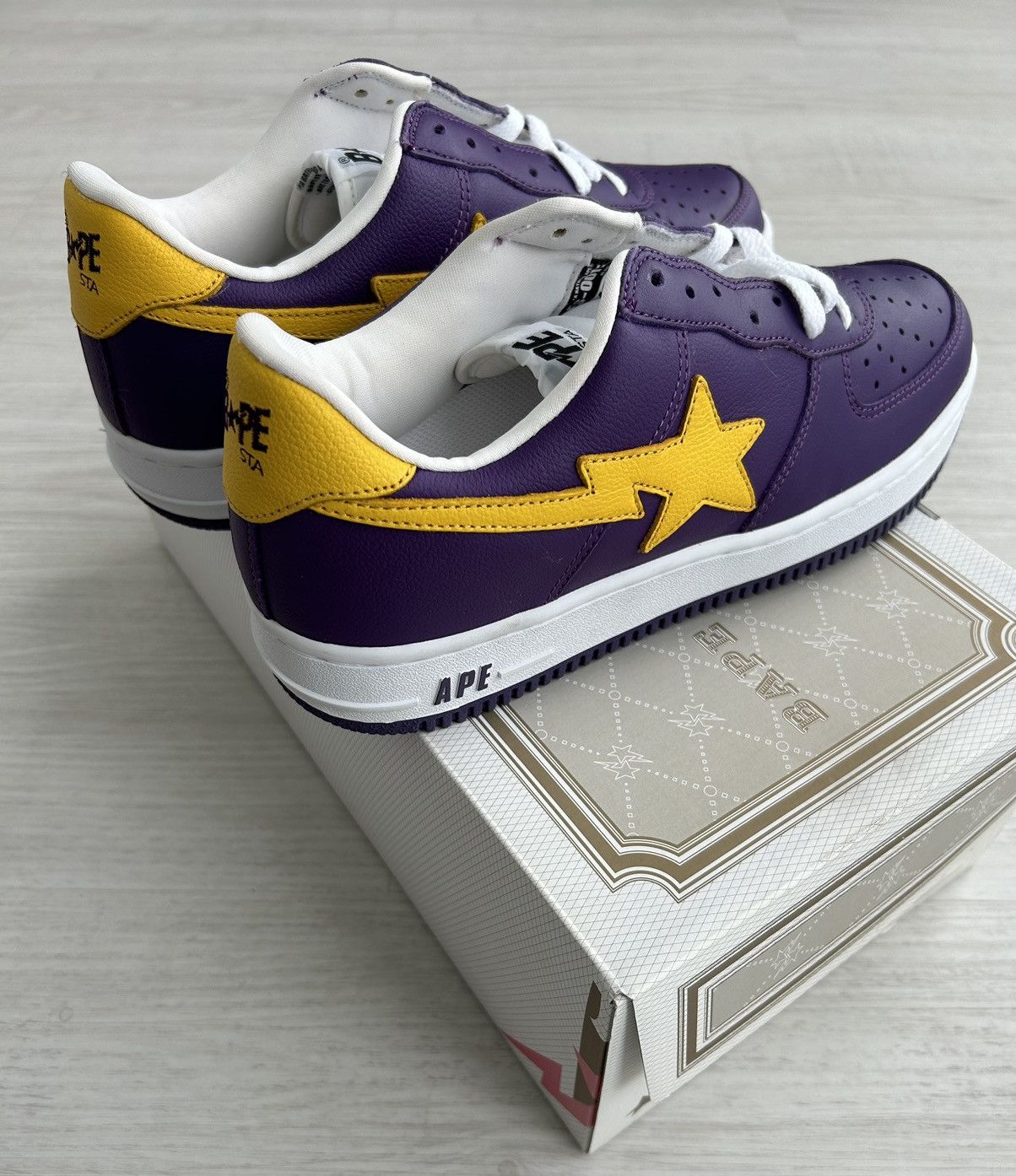 Bape VERY RARE OG 2001 A BATHING APE PURPLE BAPESTA Size US 10 / EU 43 - 4 Thumbnail