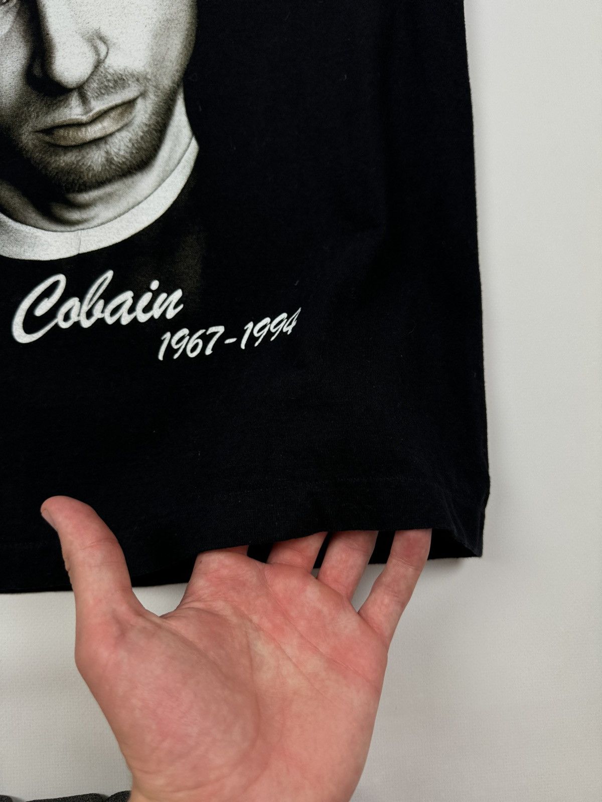 Band Tees × Vintage 90’s Vintage Kurt Cobain 1967-1994 RIP Single Stitch T-Shirt Size US M / EU 48-50 / 2 - 6 Thumbnail