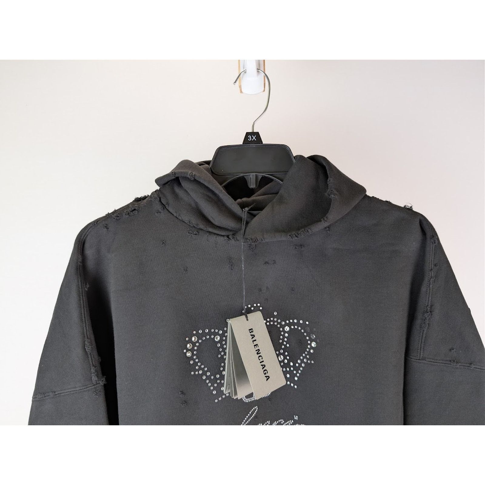 Balenciaga o1rshd1BB Motel Crystal Crown Large Fit Hoodie Faded Black Size US M / EU 48-50 / 2 - 3 Thumbnail