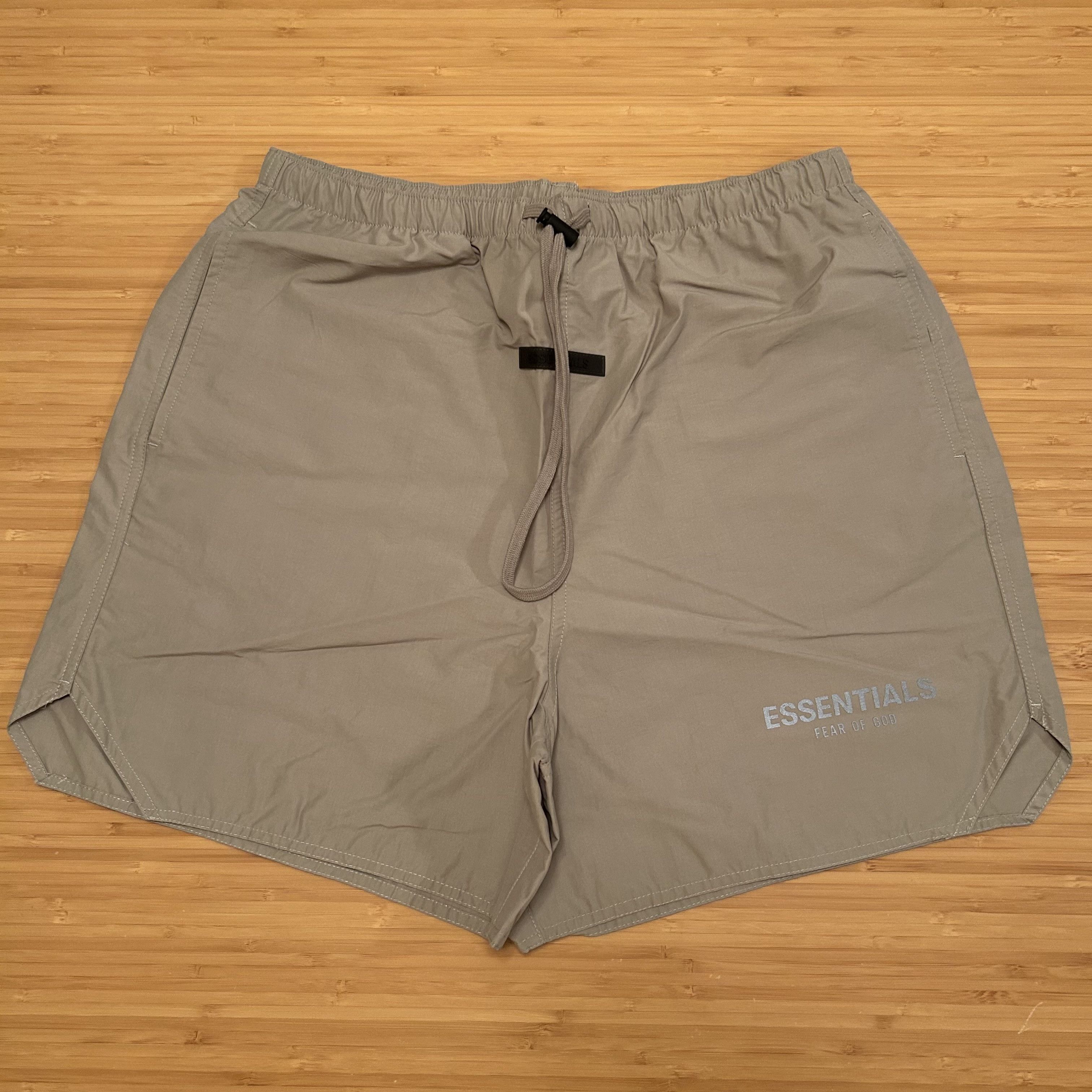 Fear of God Essentials Volley Shorts Pistachio FW21 Size S
