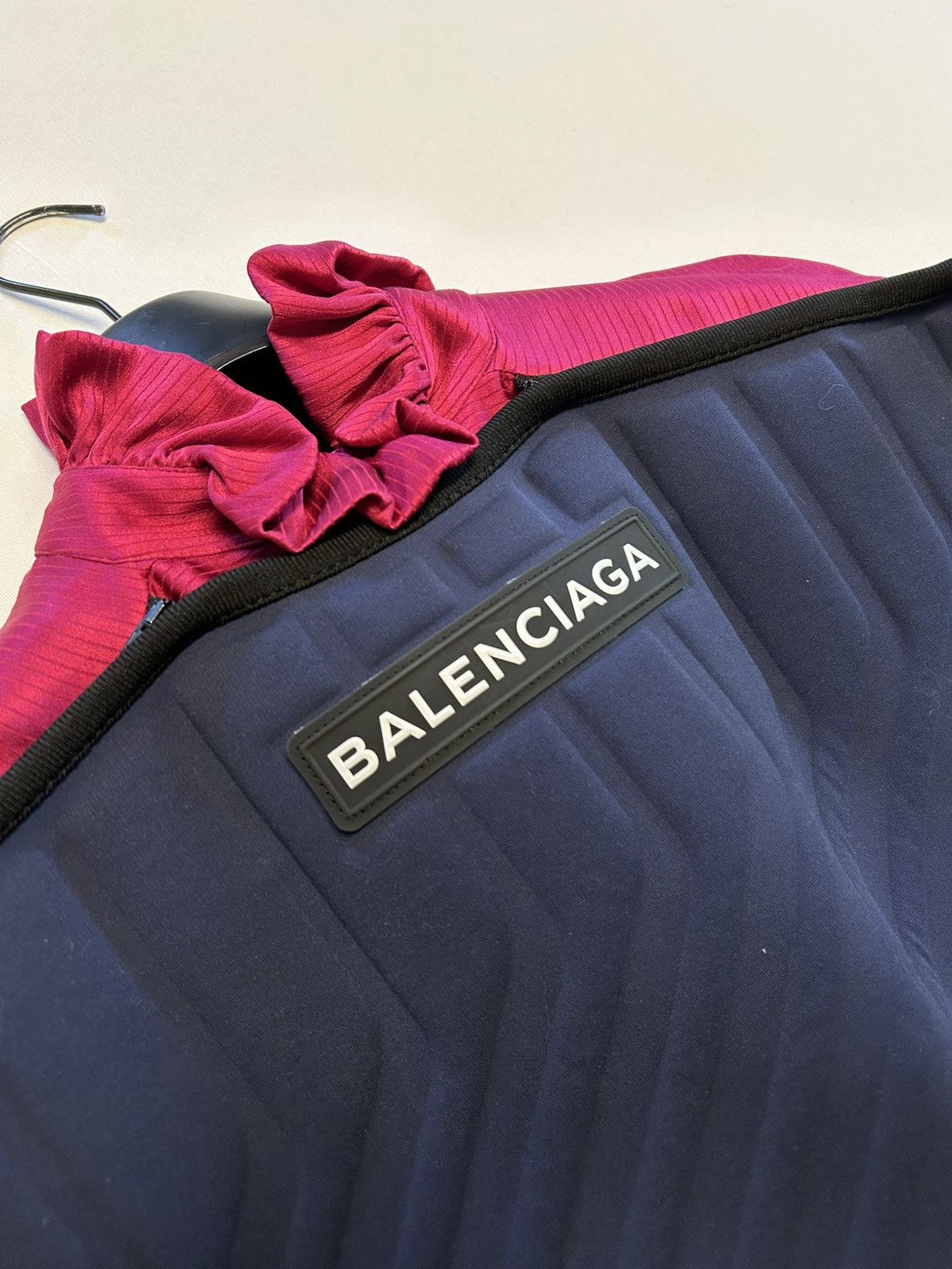 Balenciaga FW2017 Runway Car Mat Shirt Size US S / EU 44-46 / 1 - 6 Thumbnail