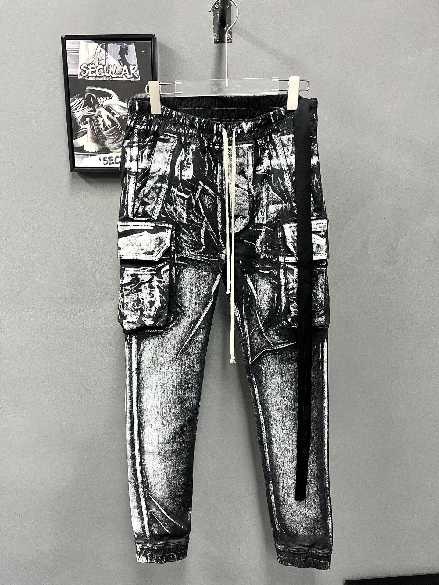 Rick Owens Rick Owens Painted Black White Cargo Pants Size US 28 / EU 44 - 1 Thumbnail