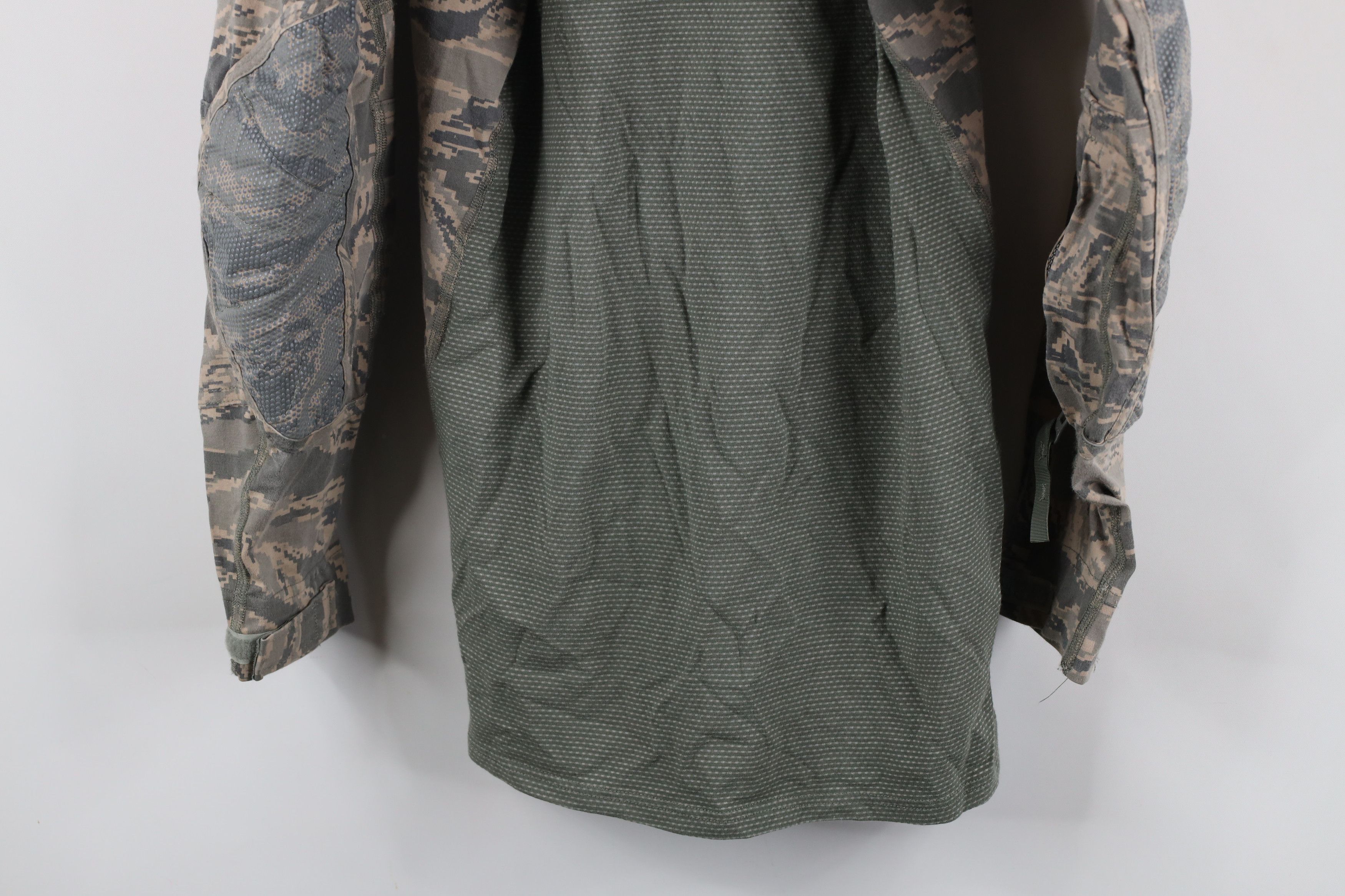 Massif × Vintage Massif Digi Camouflage Airman Battle Long Sleeve Shirt Size US M / EU 48-50 / 2 - 13 Thumbnail