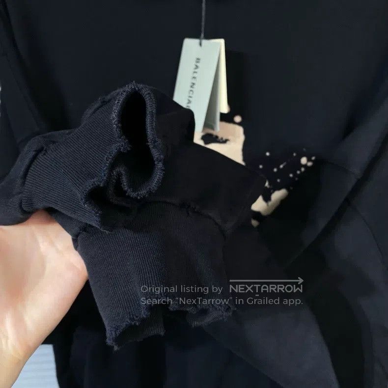 Balenciaga Balenciaga Sweatshirt with graffiti splash letter logo Size US XL / EU 56 / 4 - 5 Thumbnail