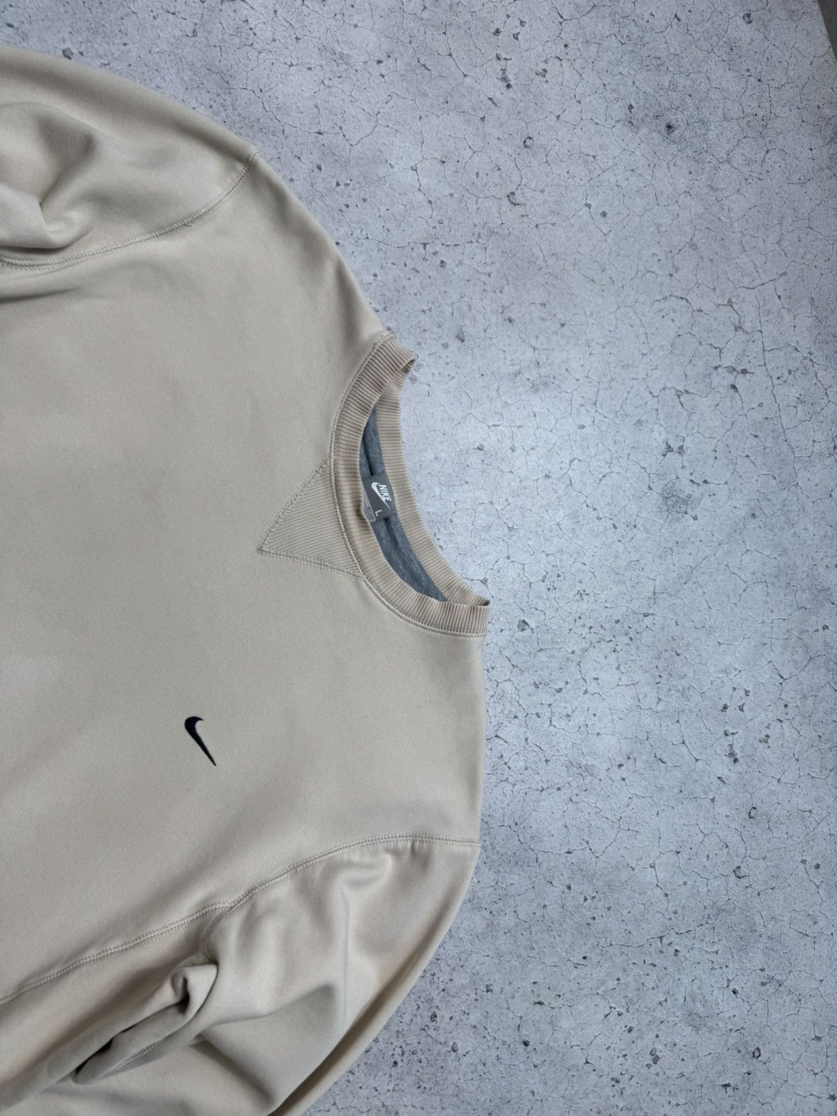 Nike Vintage Nike Beige Sweatshirt Y2K Hype Size US L / EU 52-54 / 3 - 5 Thumbnail