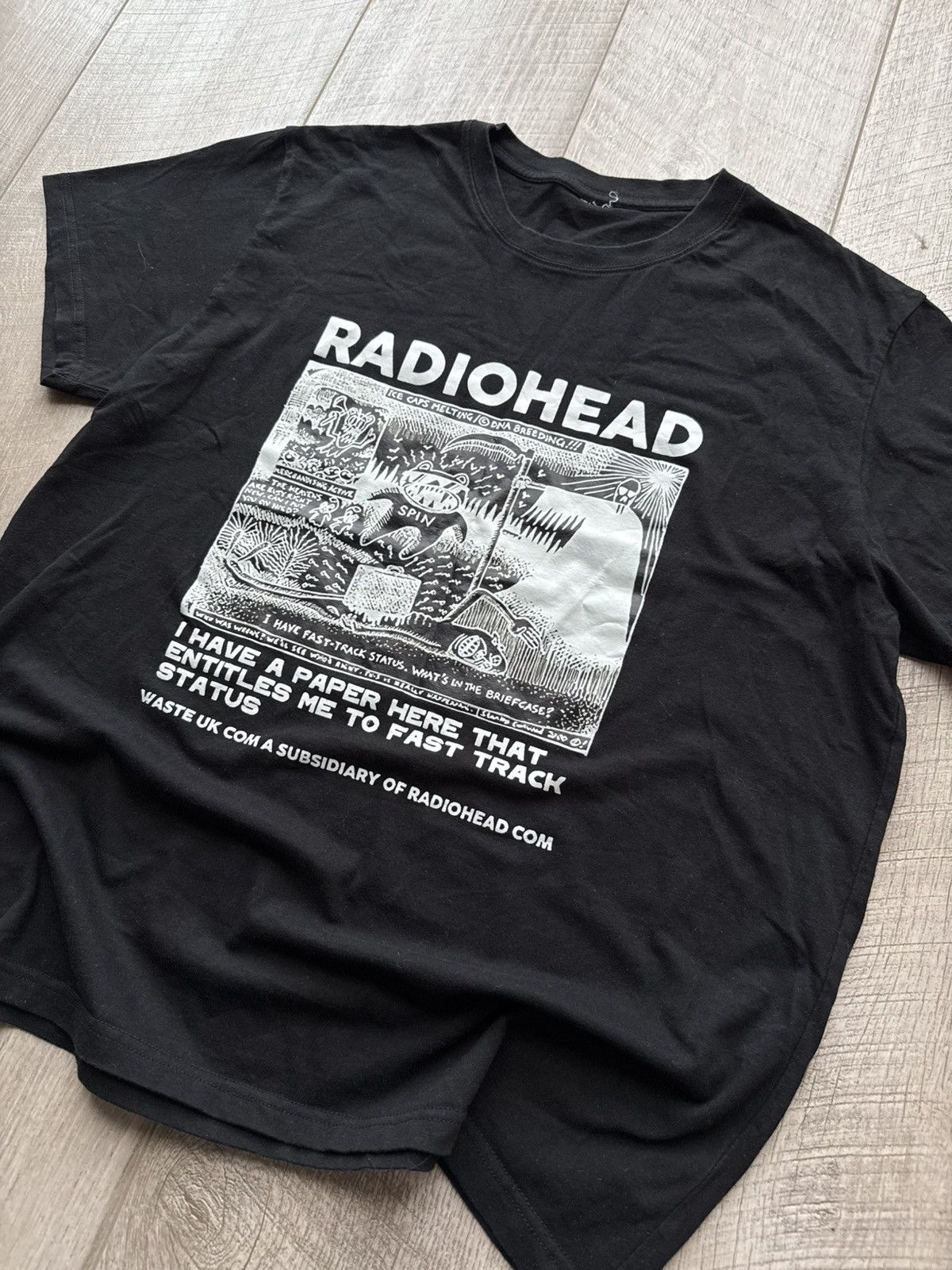 Band Tees RADIOHEAD STANLEY DONWOOD ART VINTAGE TEE Size US L / EU 52-54 / 3 - 2 Thumbnail