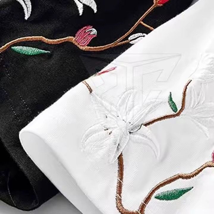 Other Embroidery Cotton T Shirt Size US XL / EU 56 / 4 - 5 Thumbnail