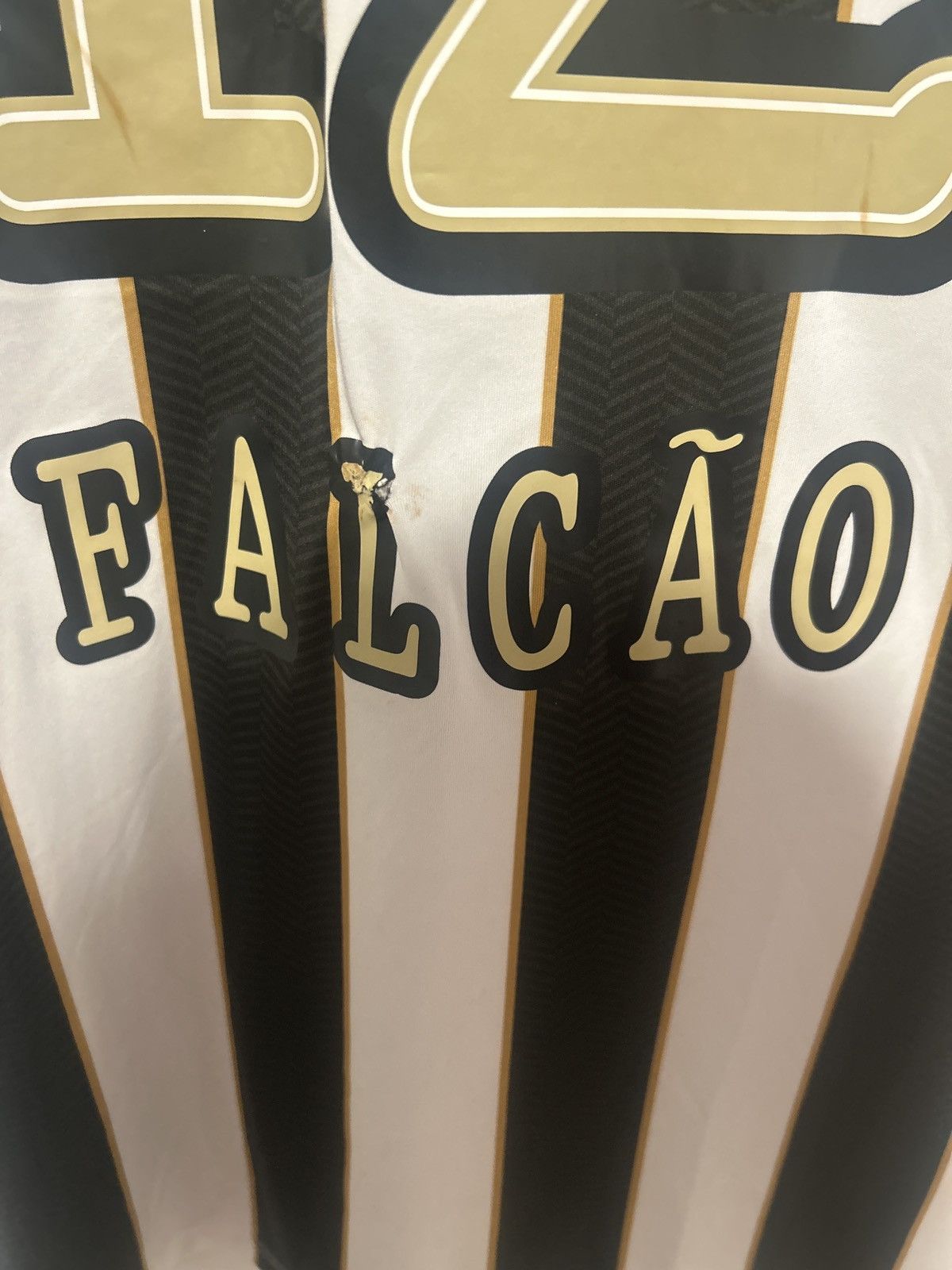 Umbro Brazil Santos FC (Falcão #12) Jersey Size US XL / EU 56 / 4 - 2 Thumbnail