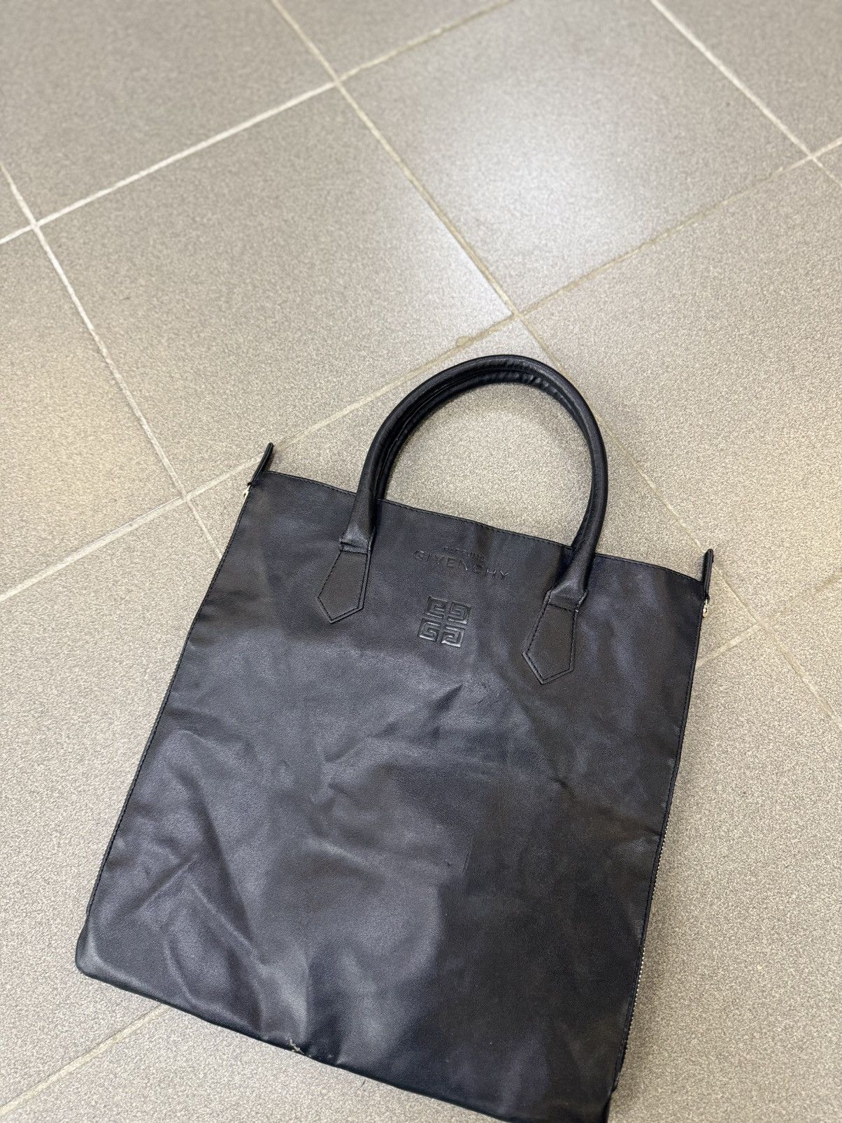 Givenchy × Vintage Givenchy Parfums Leather Tote Bag Size ONE SIZE - 2 Thumbnail