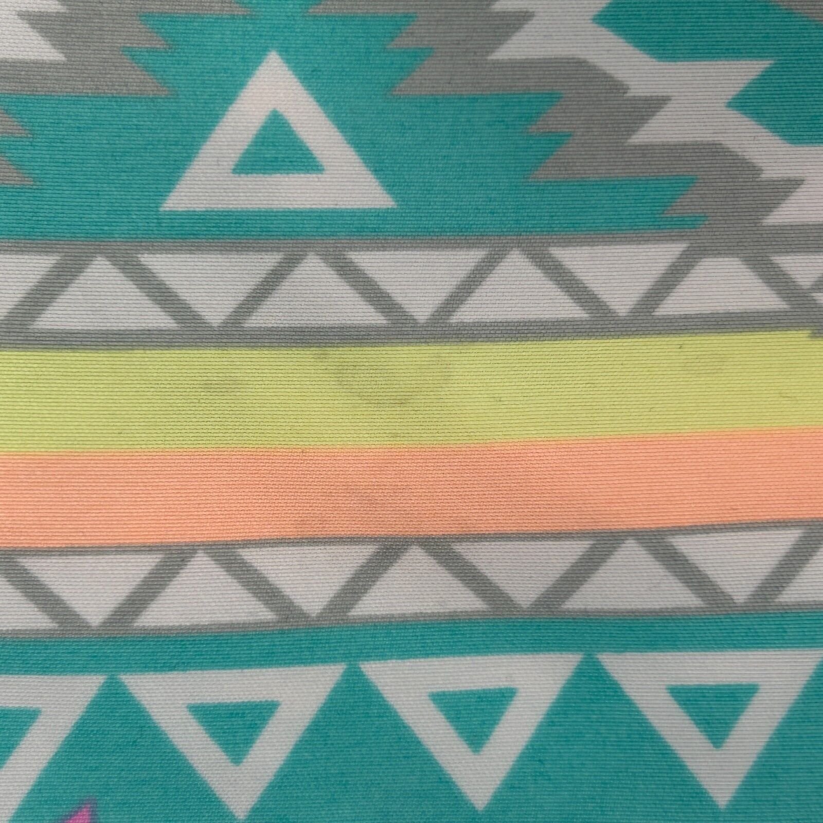 Chubbies Chubbies En Fuegos 4" Swim Trunks Mens L Large Southwestern Size US 40 / EU 56 - 3 Thumbnail