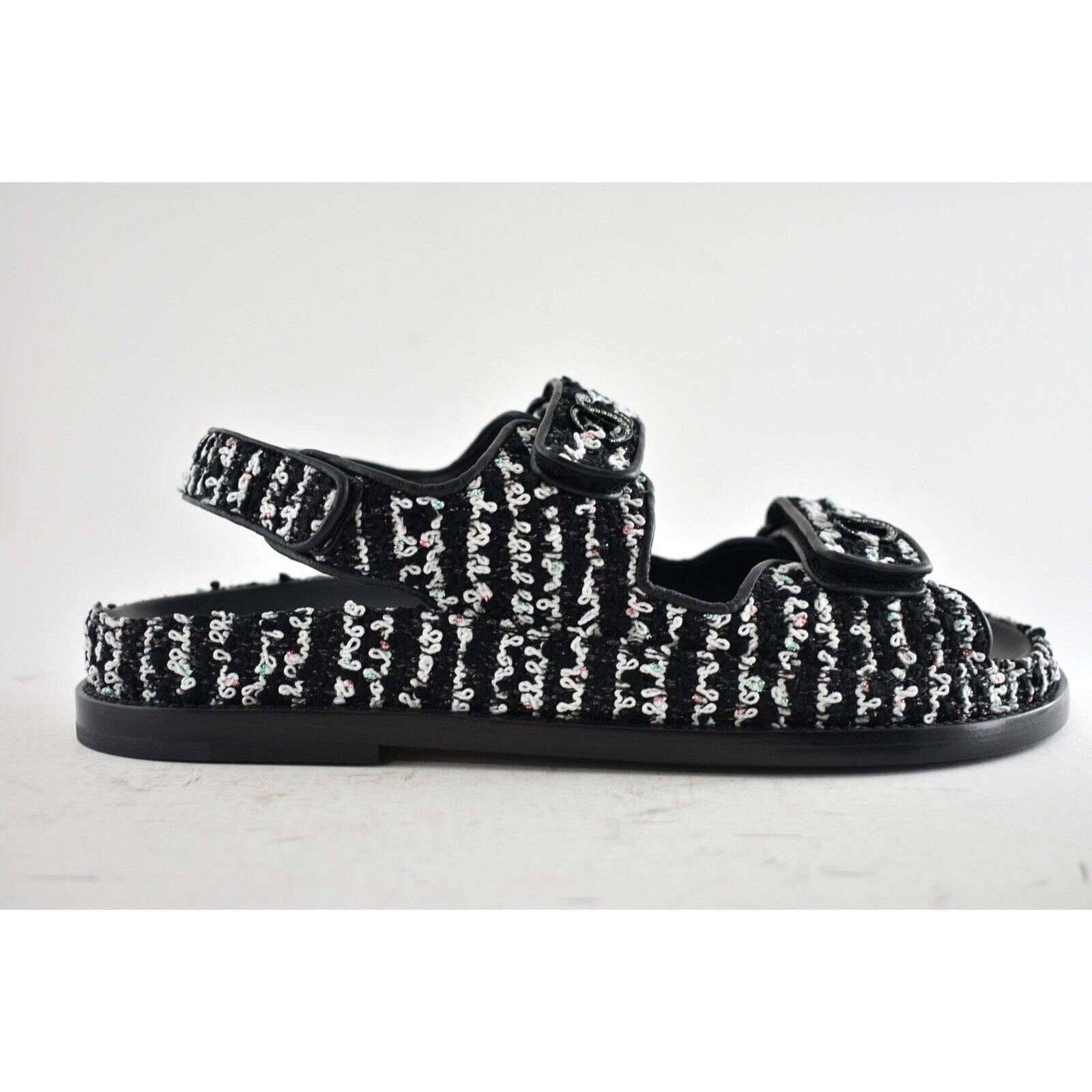 Chanel Chanel 22C Black White Tweed CC Logo Mule Slide Strap Size US 11 / IT 41 - 2 Thumbnail