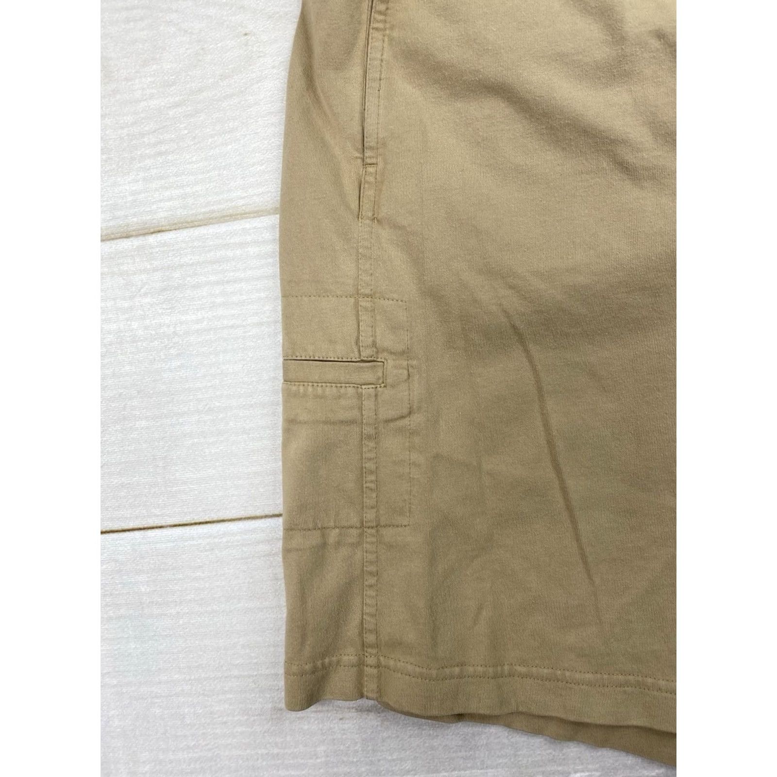J. Jill J. Jill Pull On Shorts Womens XL Petite Tan Elastic Waist Cargo Pockets Knit Bermuda Beach Walking Summer 90s Mens Womens Size 40" / US 18 - 2 Thumbnail
