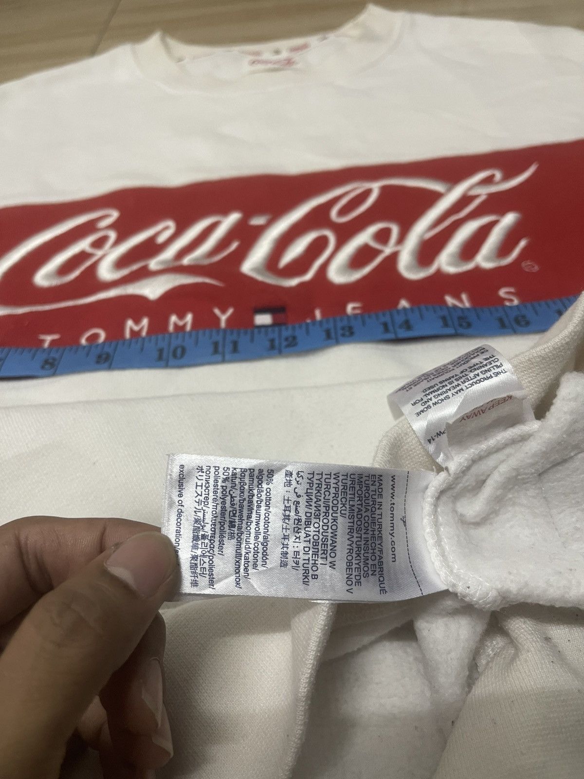 Coca Cola Vintage tommy hilfiger x coca cola Size US L / EU 52-54 / 3 - 3 Thumbnail