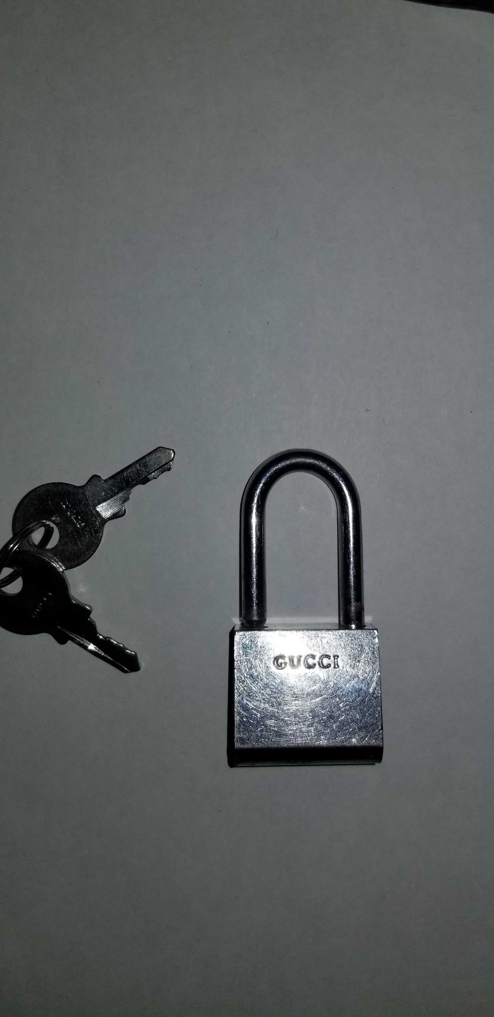 Gucci Gucci Bag Lock with strap and keys Size ONE SIZE - 3 Thumbnail