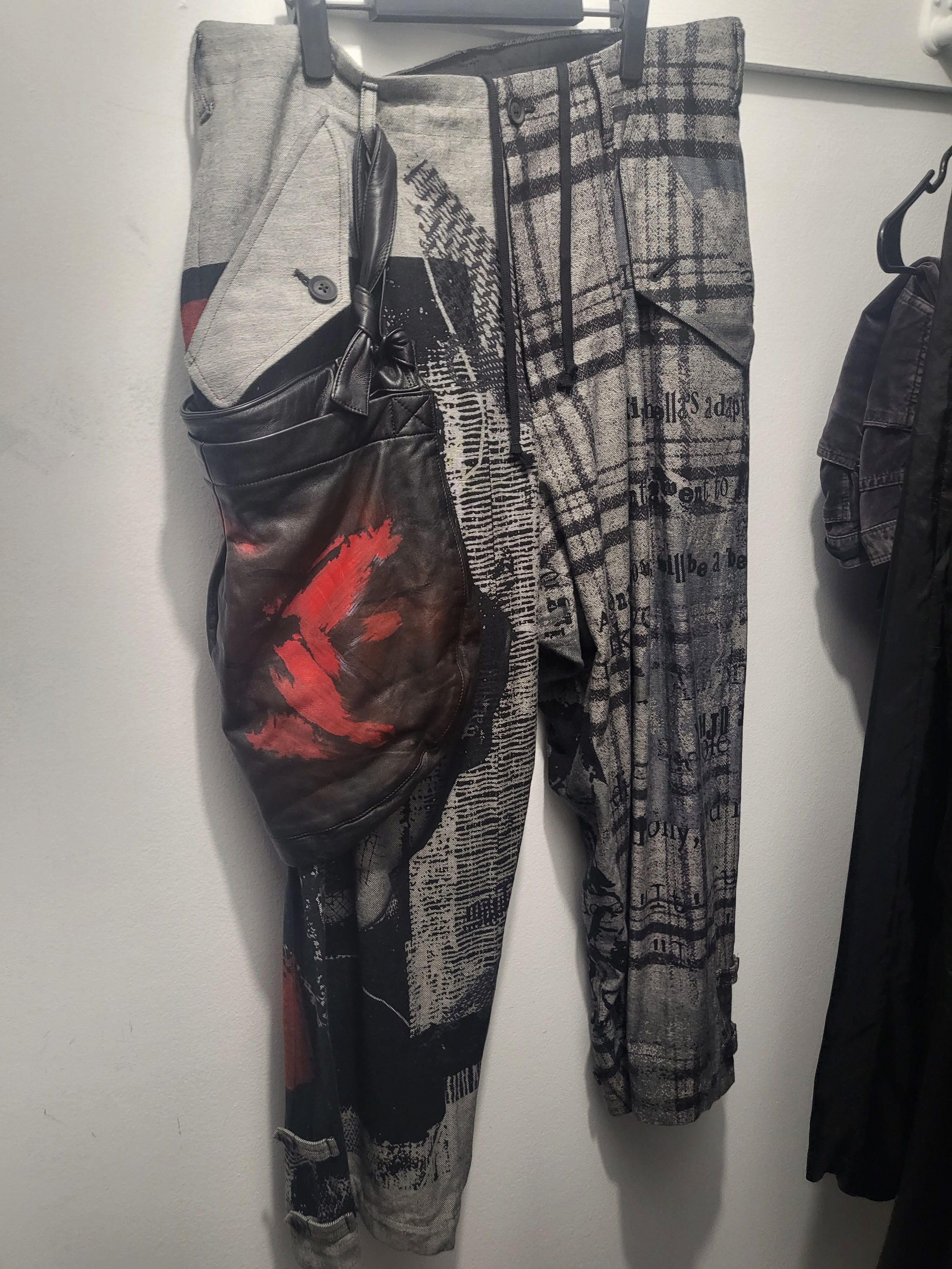 Yohji Yamamoto Yohji Yamamoto Pour Homme FW20 runway printed pants 