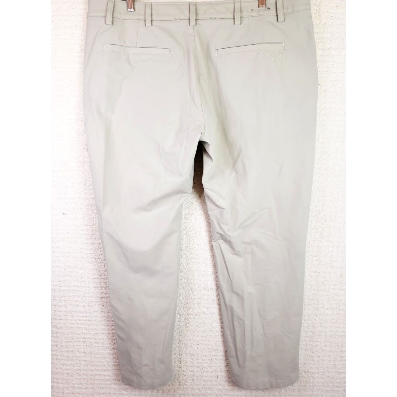 Under Armour Under Armour Match Play Golf Pants Mens 42x30 Beige Stretch Pockets Regular Waist 42 Straight Leg Golf Pants Men Beige Size US 42 / EU 58 - 7 Thumbnail