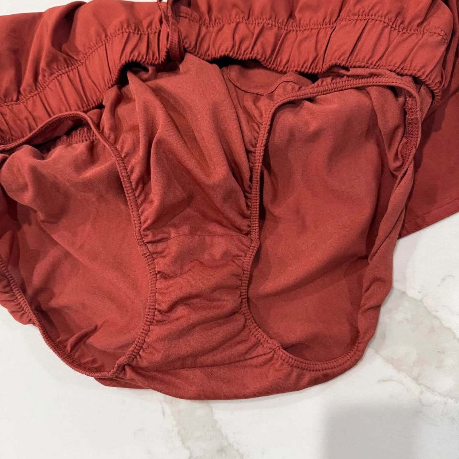 Old Navy Old Navy Active Running Shorts Womens Medium Rust Orange Size 30" / US 8 / IT 44 - 6 Thumbnail