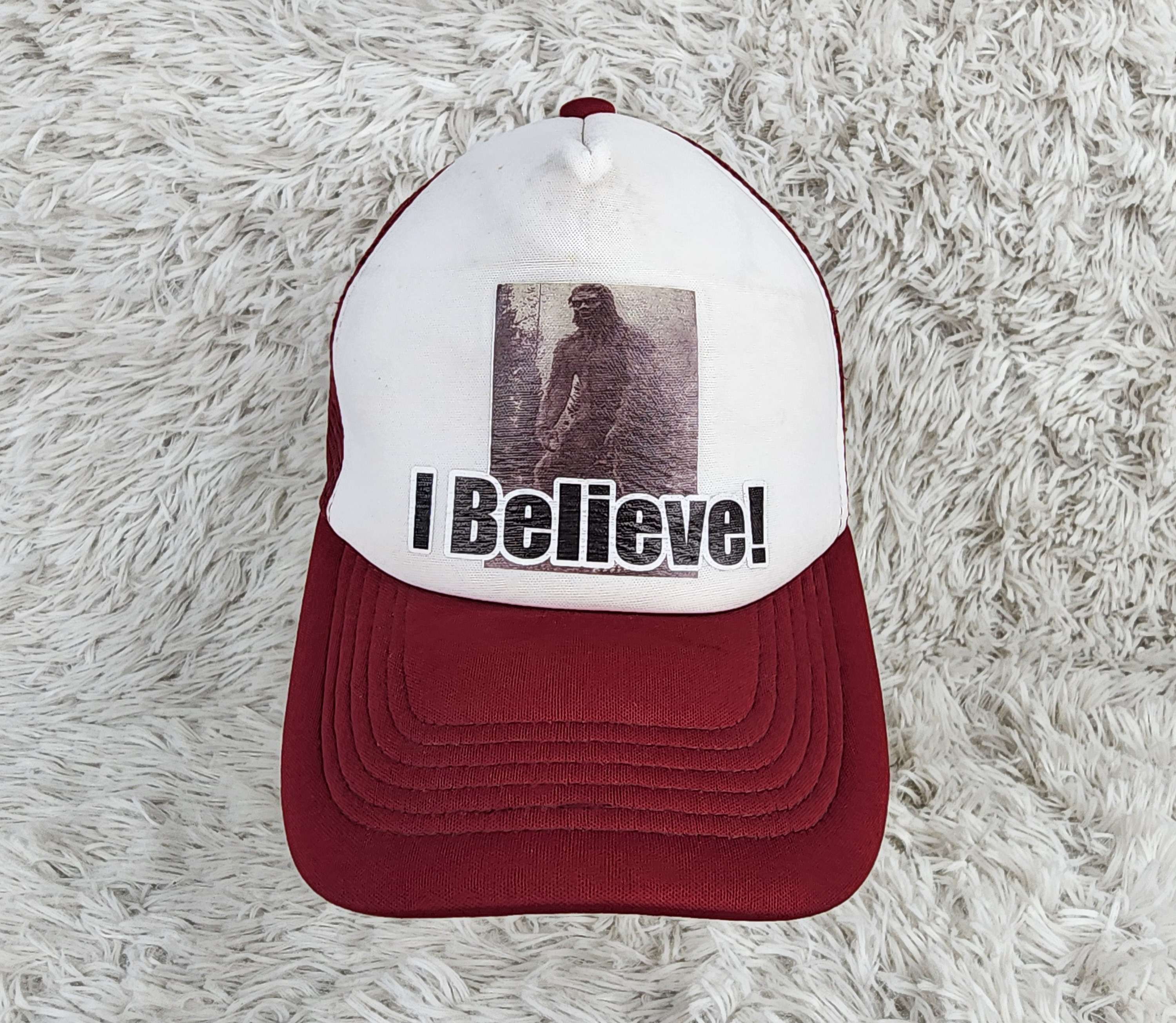Vintage Vintage I believe! big foot trucker hat Size ONE SIZE - 2 Thumbnail