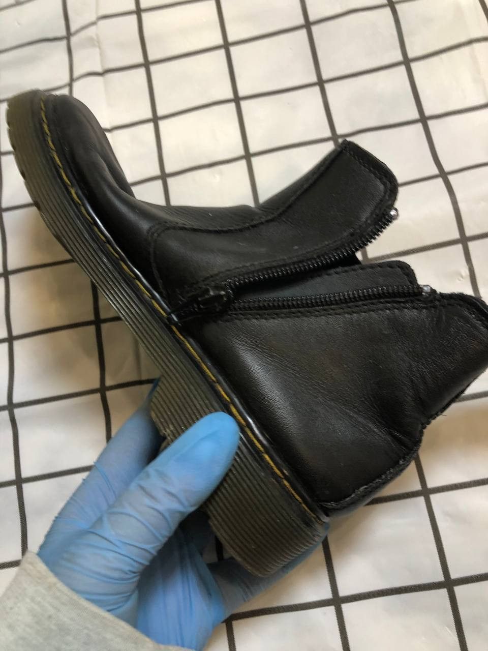 Dr. Martens Dr Martens Black Leather Zip Up Ankle Boots Size US 4 / IT 34 - 7 Thumbnail