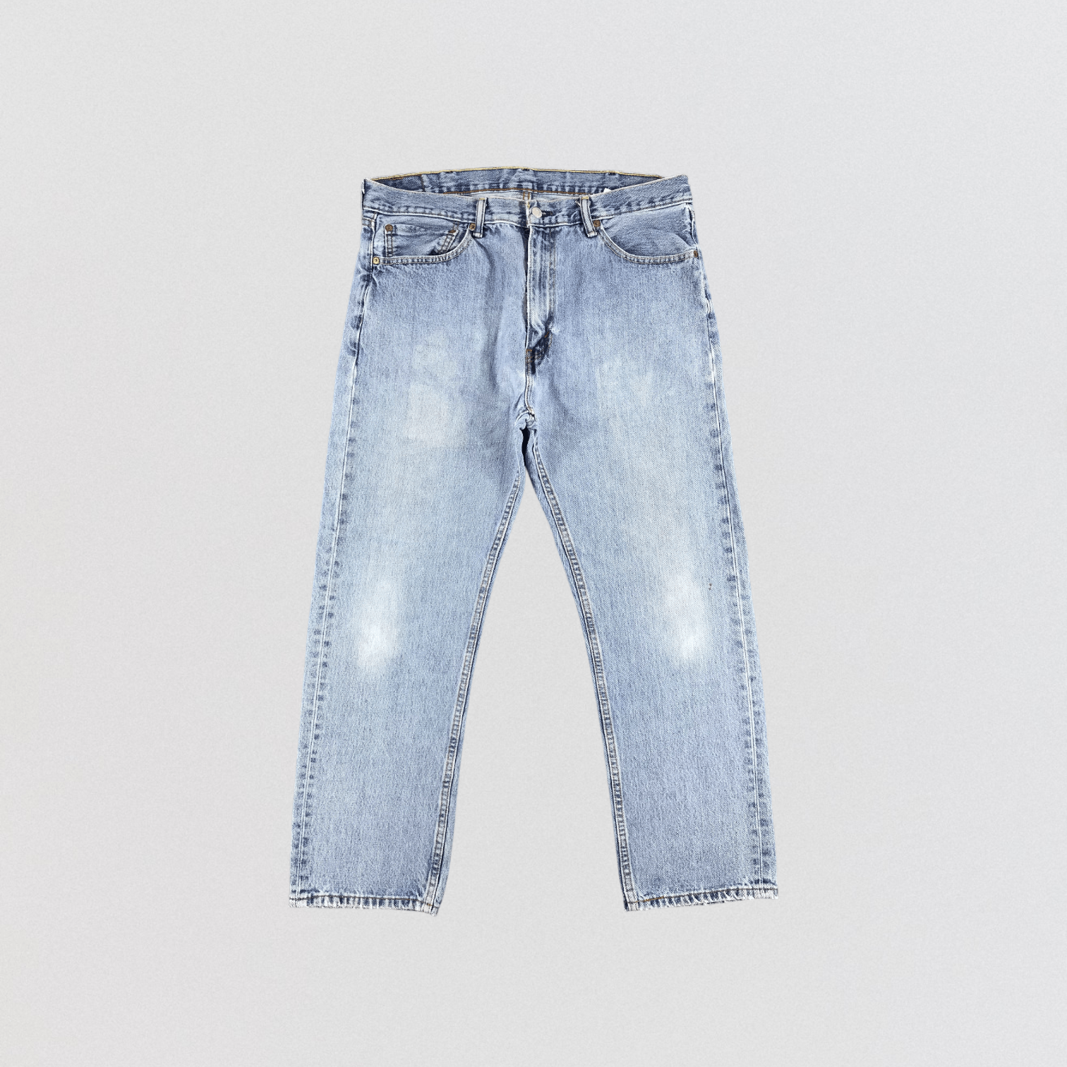 image of Light Wash Levis 505 Jeans-Jm1890 in Blue, Men's (Size 37)