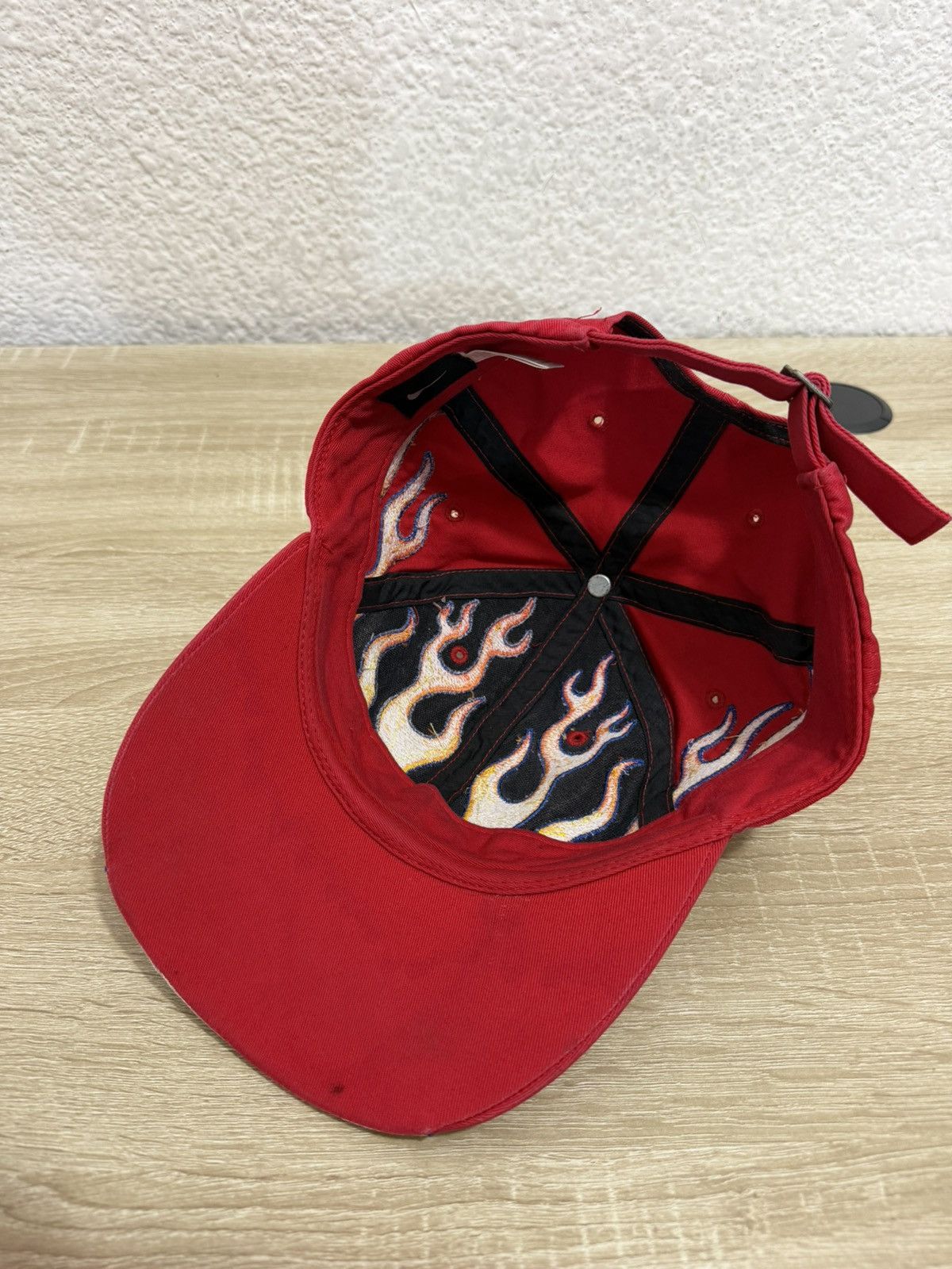 Nike NIKE FLAMES HAT VINTAGE 2000’s GRAIL Size ONE SIZE - 8 Thumbnail