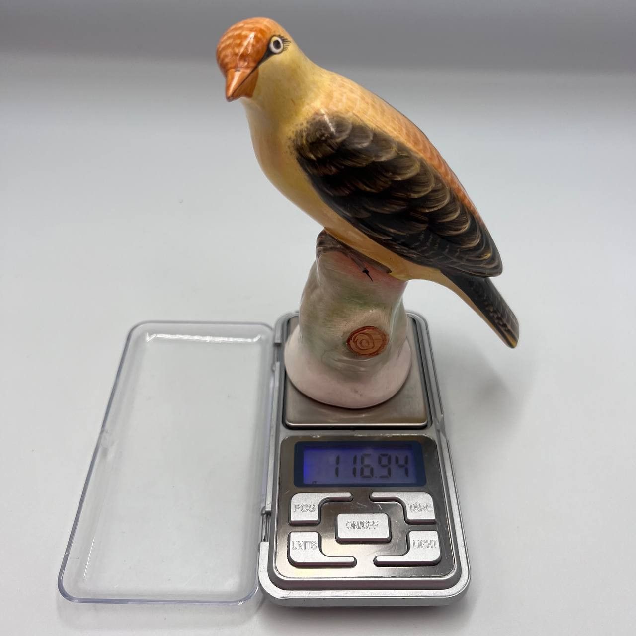 Vintage 1950 Vintage Collectible Bird Oriole Porcelain Statue Marked Size ONE SIZE - 6 Thumbnail