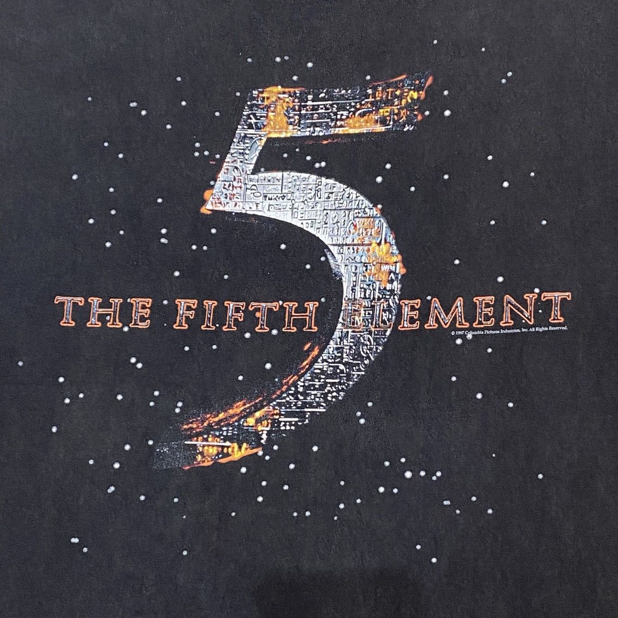 Vintage Vintage 90s Fifth Element Luc Besson Movie Promo Tee 1997 Size US L / EU 52-54 / 3 - 3 Thumbnail