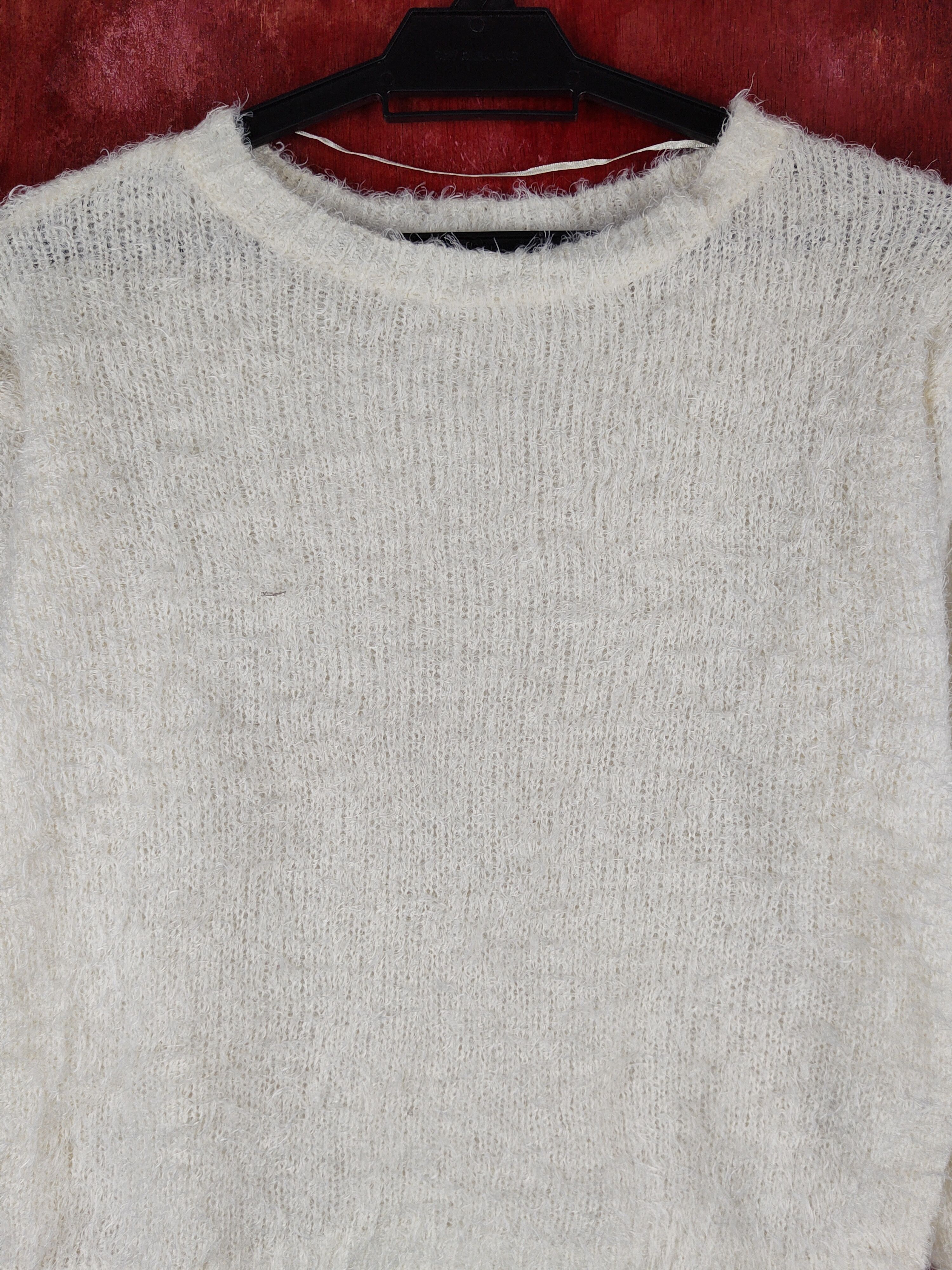 GU × Japanese Brand × Vintage GU Ivory Shag Shaggy Fur Mohair Knitwear #S1952 Size S / US 4 / IT 40 - 2 Thumbnail