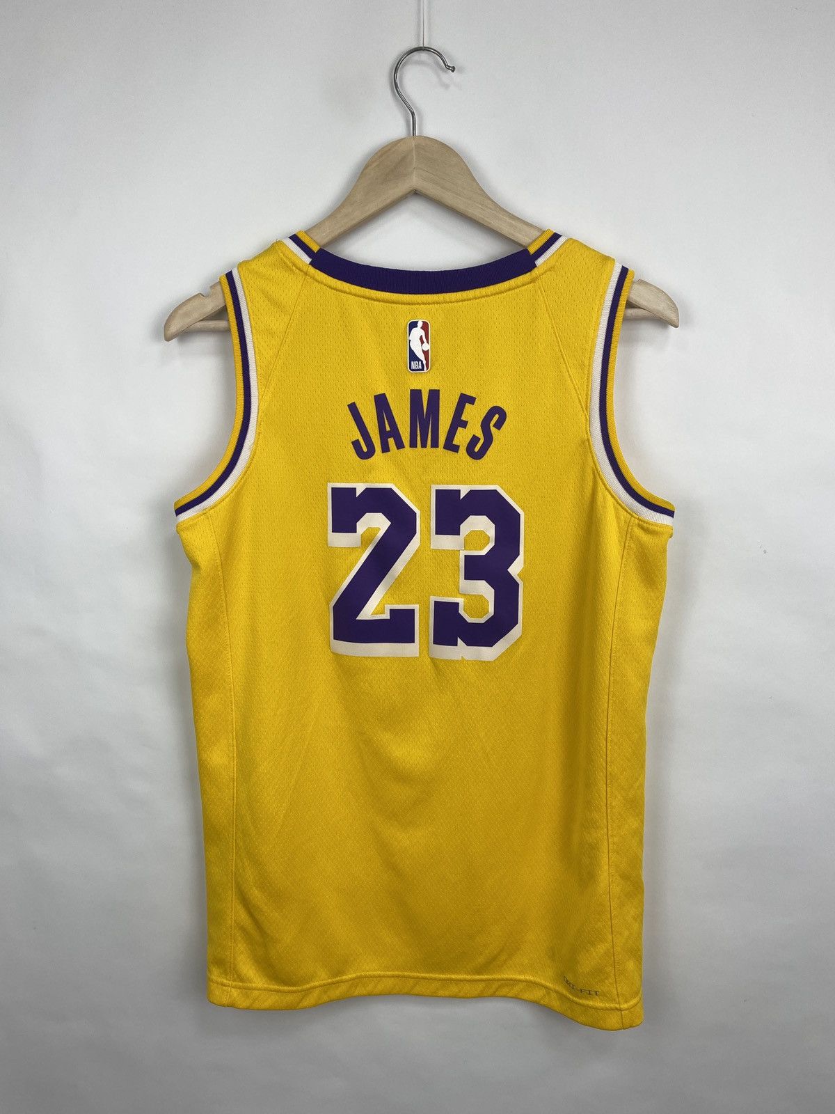 Nike 🇺🇸 Y2K Nike Lebron James 23 L. A. Lakers T-Shirt Y2K Just Don Size US S / EU 44-46 / 1 - 12 Thumbnail