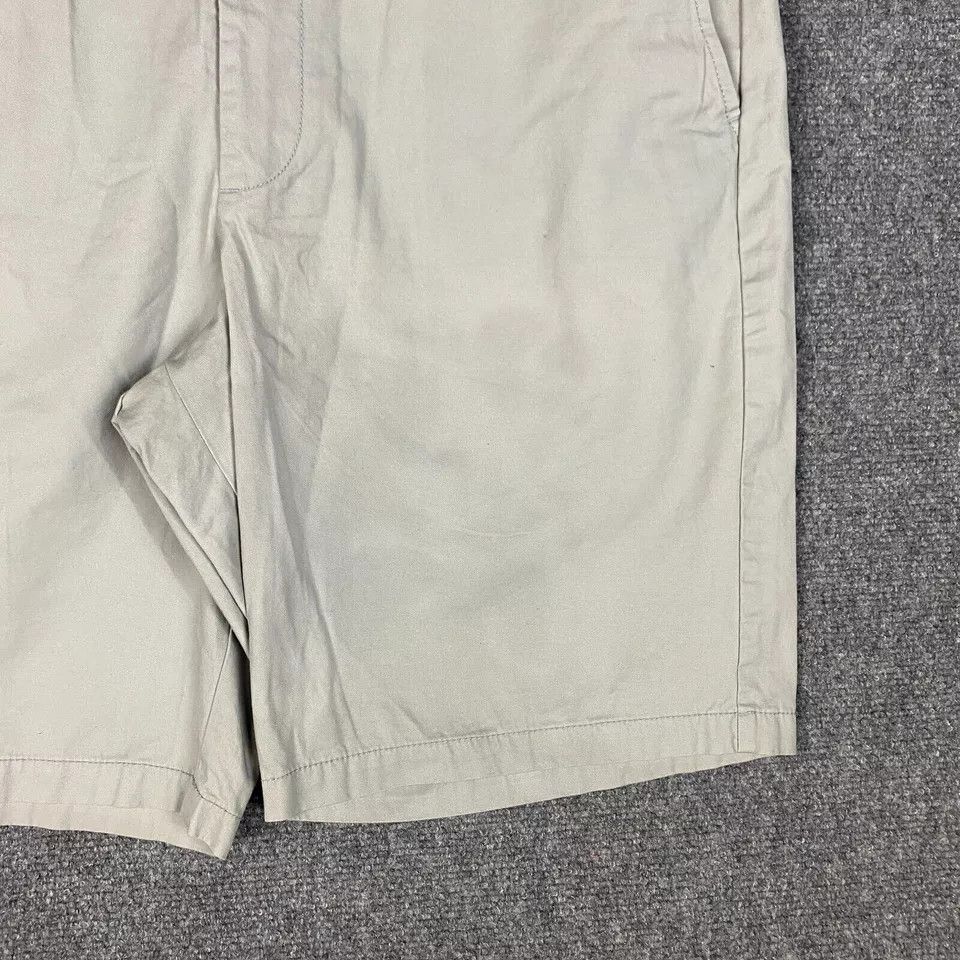 Old Navy Old Navy Slim Fit Chino Shorts Men's Size 36 Cotton Adults Size US 36 / EU 52 - 2 Thumbnail