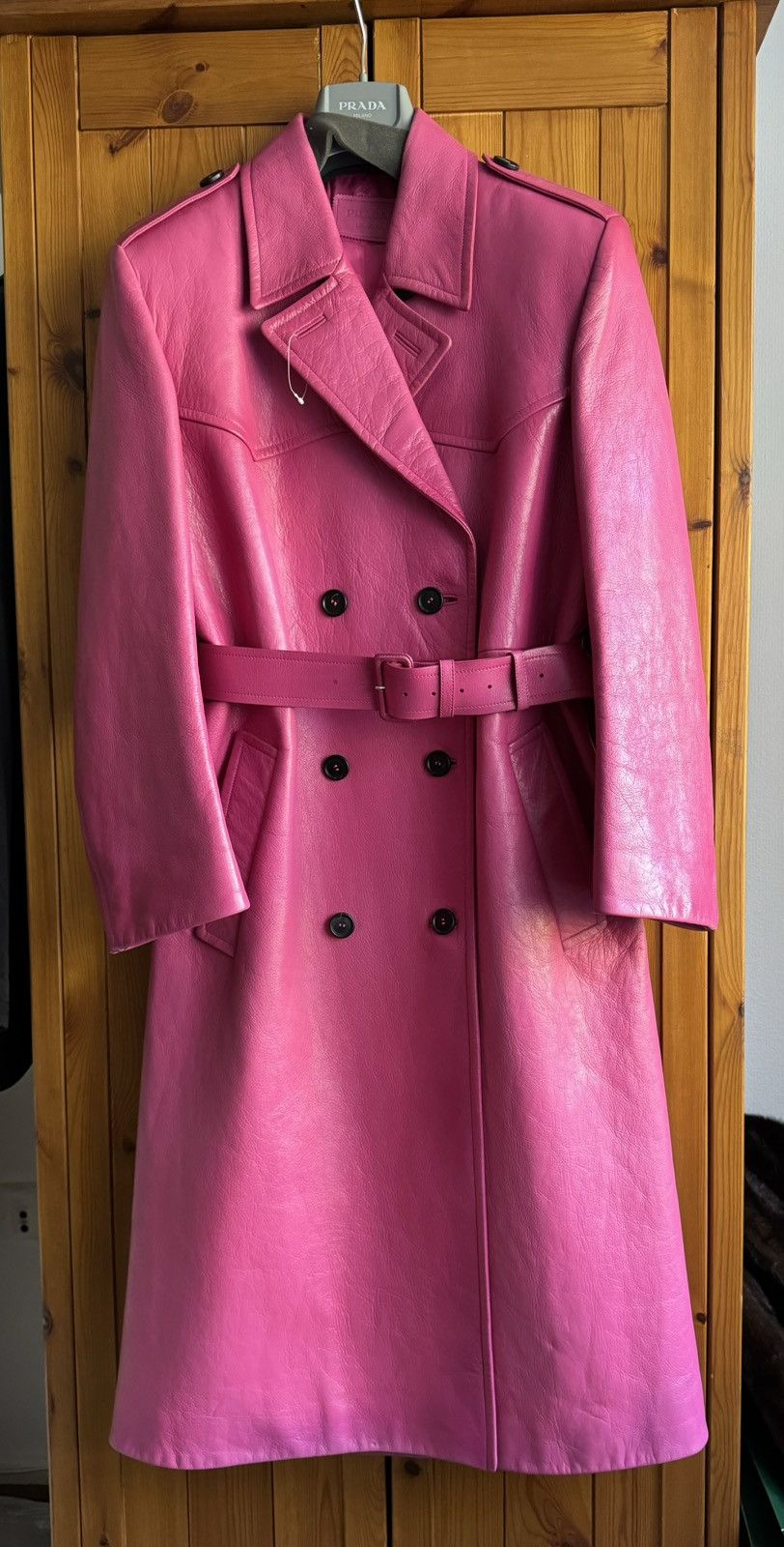 Prada New Prada pink leather trench coat, size S int Size S / US 4 / IT 40 - 2 Thumbnail