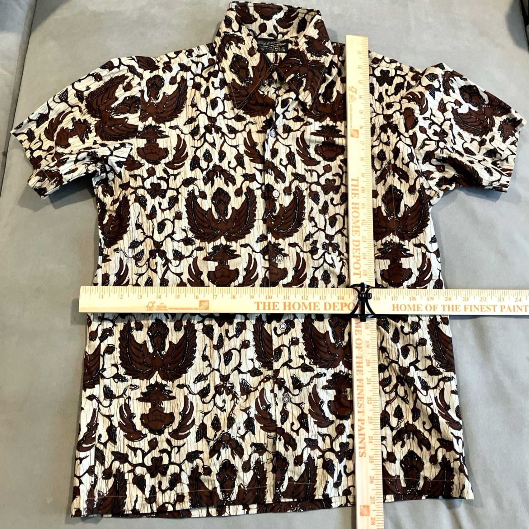 Vintage VINTAGE PILOT Short Sleeve Hawaiian / Batik Print Shirt Large Brown Cotton Button-Up Shirts Mens 15 1/2" 3Pockets Casual Summer 0 Size US L / EU 52-54 / 3 - 5 Thumbnail