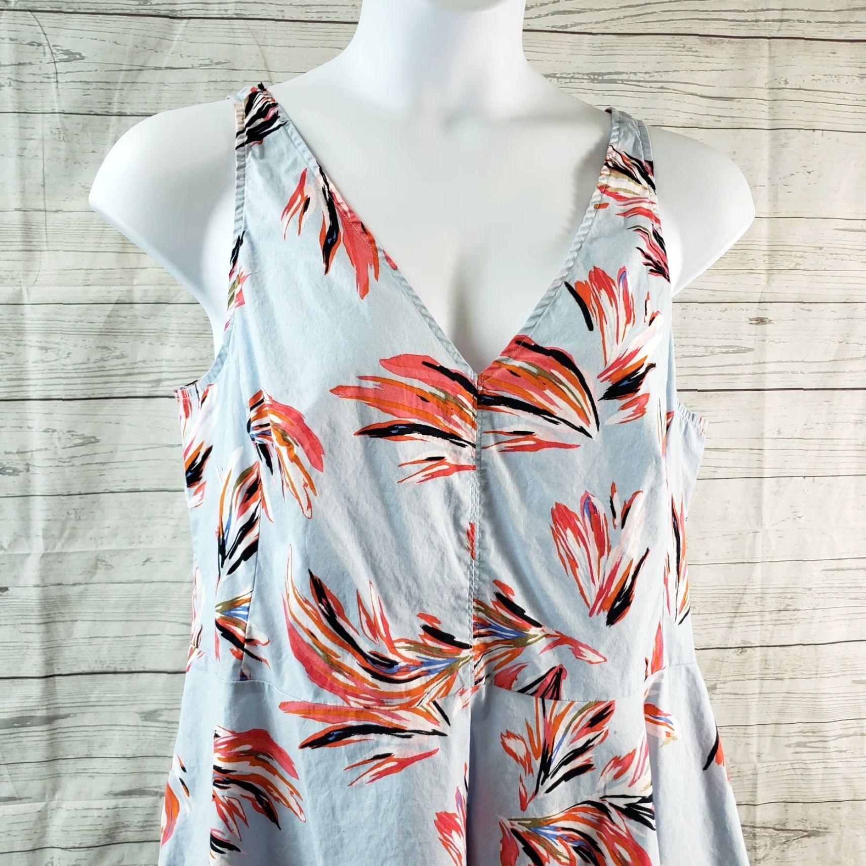 Vintage VINTAGE? Lane Bryant Womens Top Sz 18 Blue Pink V-Neck Asymmetrical Hem Sleeveless Shirt Blouse Womens XS-Plus? Size XXL / US 16-18 / IT 52-54 - 2 Thumbnail