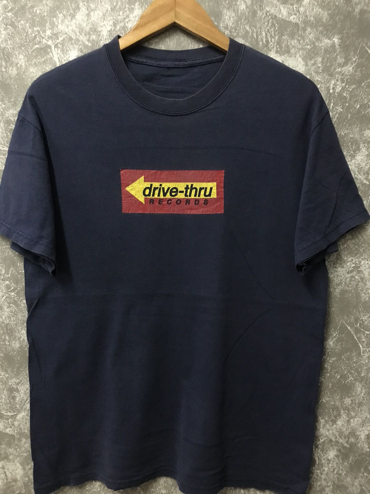 Band Tees Vintage Drive-Thru Record Music Tee Size US M / EU 48-50 / 2 - 1 Thumbnail