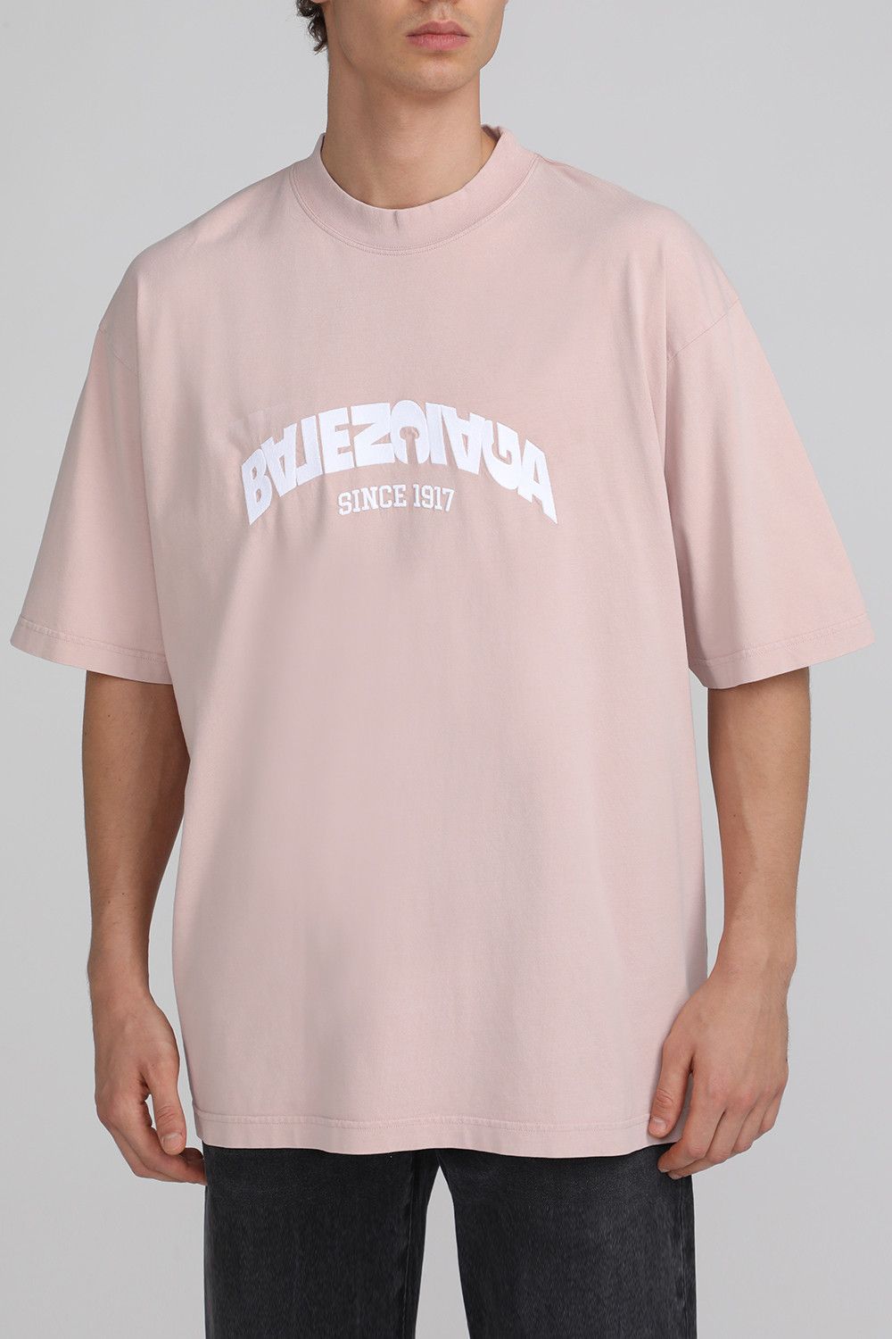 Balenciaga Pink Embroidered Back Flip Logo Oversized T-Shirt Size US M / EU 48-50 / 2 - 8 Thumbnail