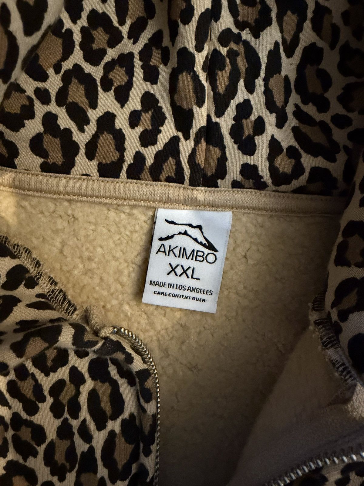 Akimbo Club ***RARE AKIMBO CHEETAH ZIP UP HOODIE Size US XXL / EU 58 / 5 - 3 Thumbnail
