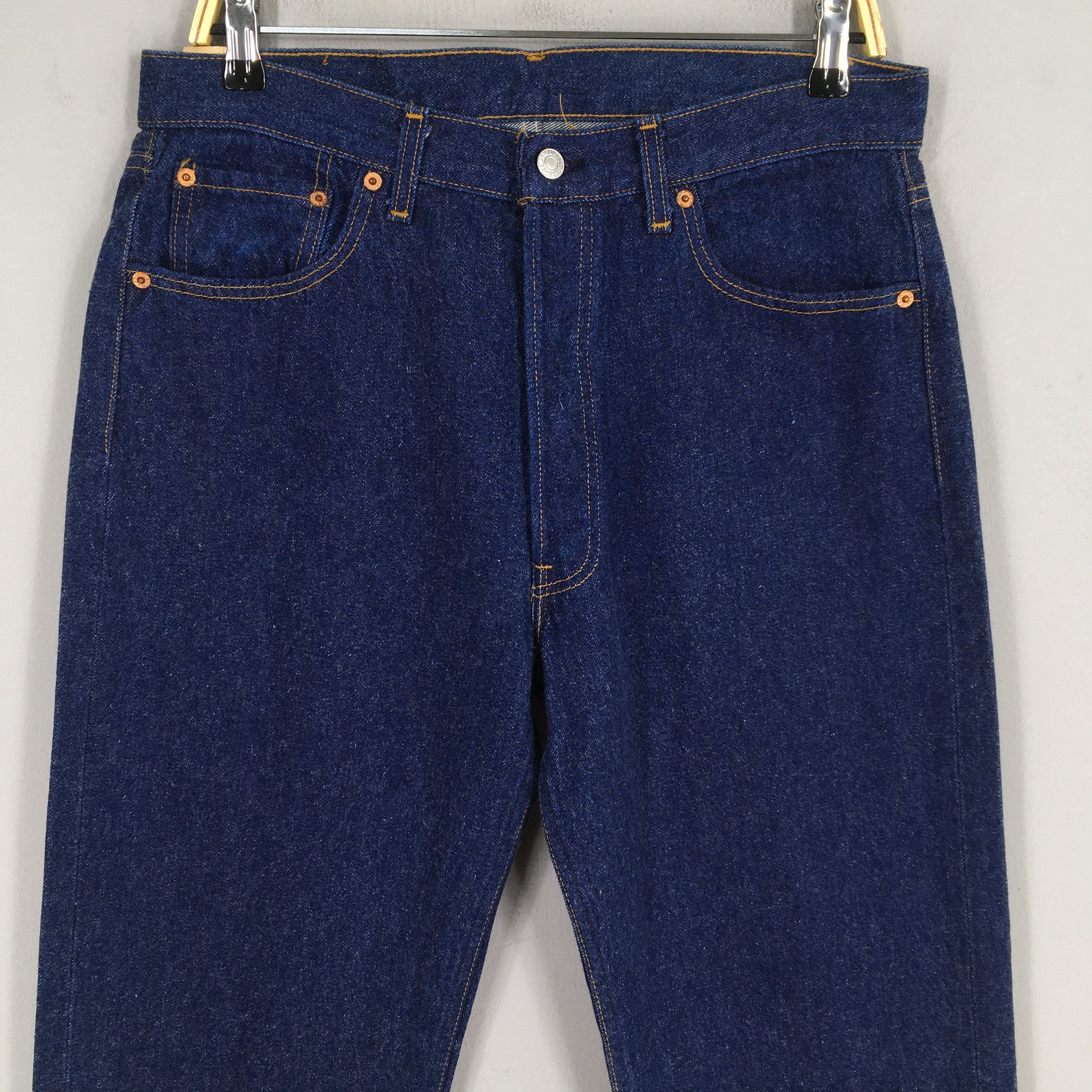Levi's Size 32x33.5 Vintage 90s Levi's 501 Faded Blue Jeans S2080 Size US 32 / EU 48 - 2 Thumbnail