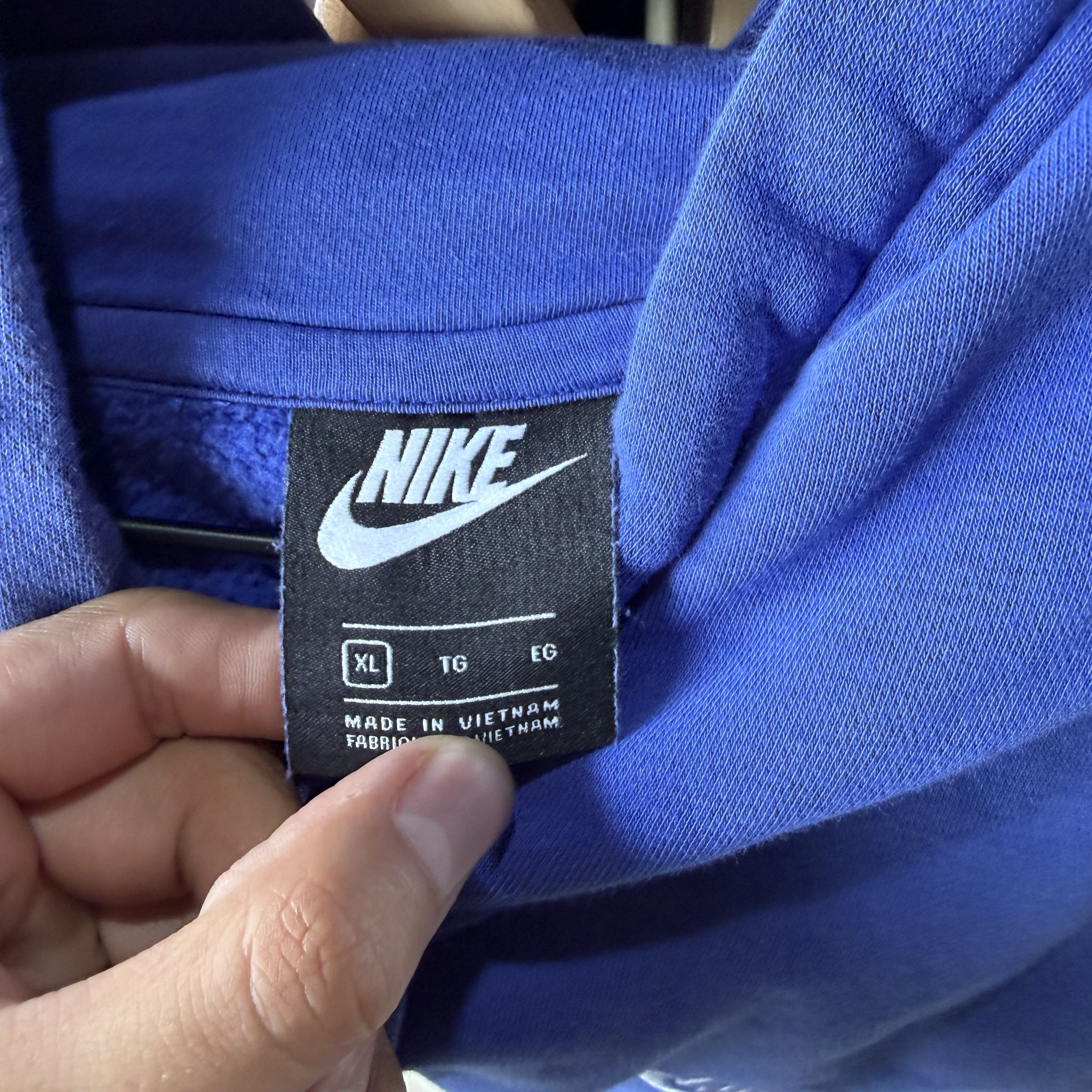 Nike Nike Hoodie Embroidered Swoosh Pullover Sweatshirt Boxy Size US XL / EU 56 / 4 - 7 Thumbnail