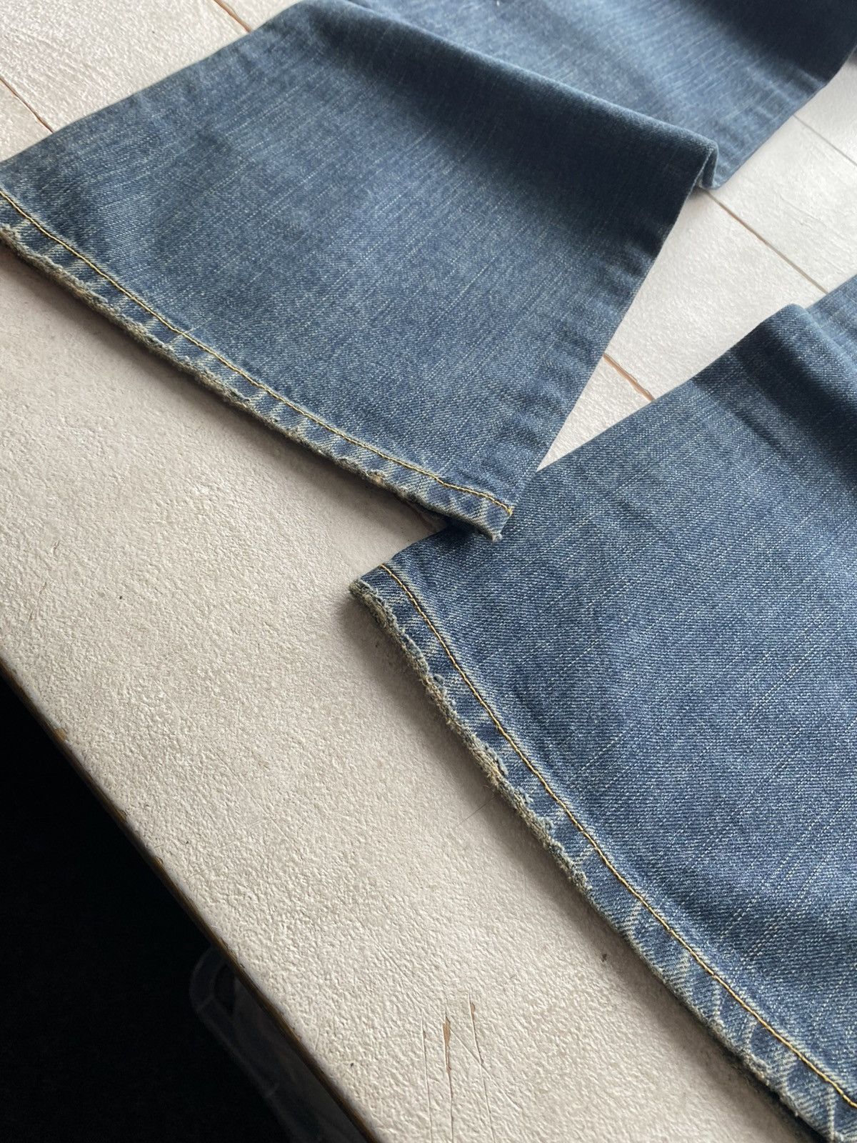 Diesel NWT 90s Luxury Diesel Rame Bootcut Jeans Made in Italy W26 Size 26" / US 2 / IT 38 - 14 Thumbnail