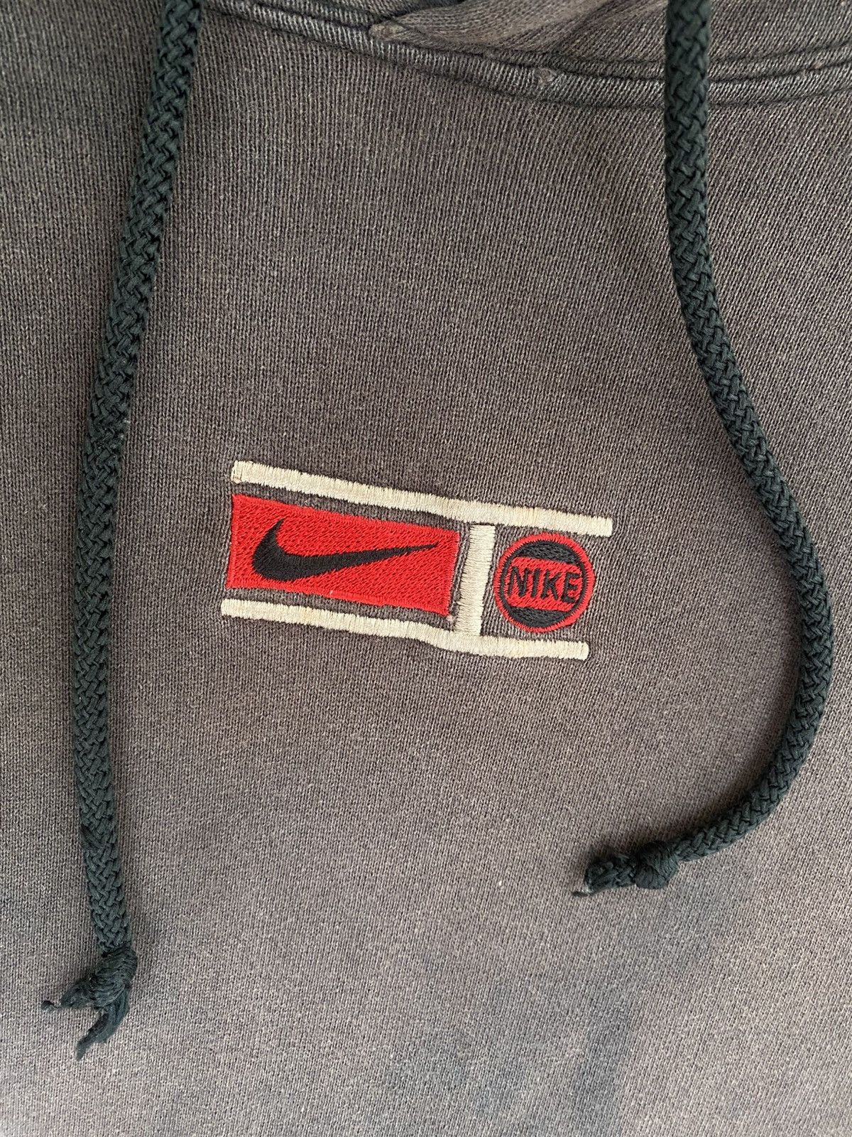 Nike 90s Nike Centre Logo Distressed Fade Hoodie Size US XL / EU 56 / 4 - 3 Thumbnail