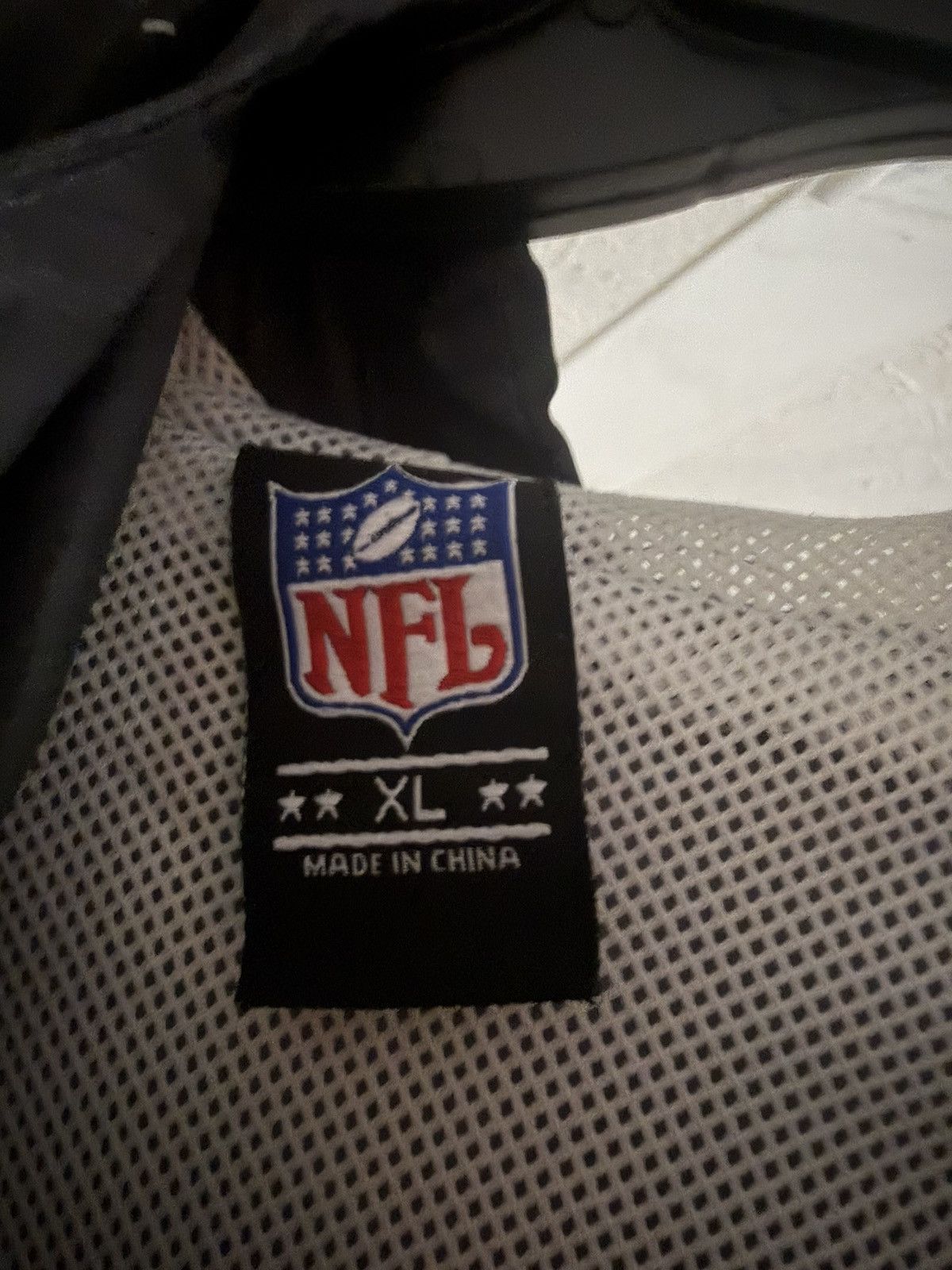 NFL NFL Shield Logo Colorblock Windbreaker Jacket Black White XL Size US XL / EU 56 / 4 - 3 Thumbnail