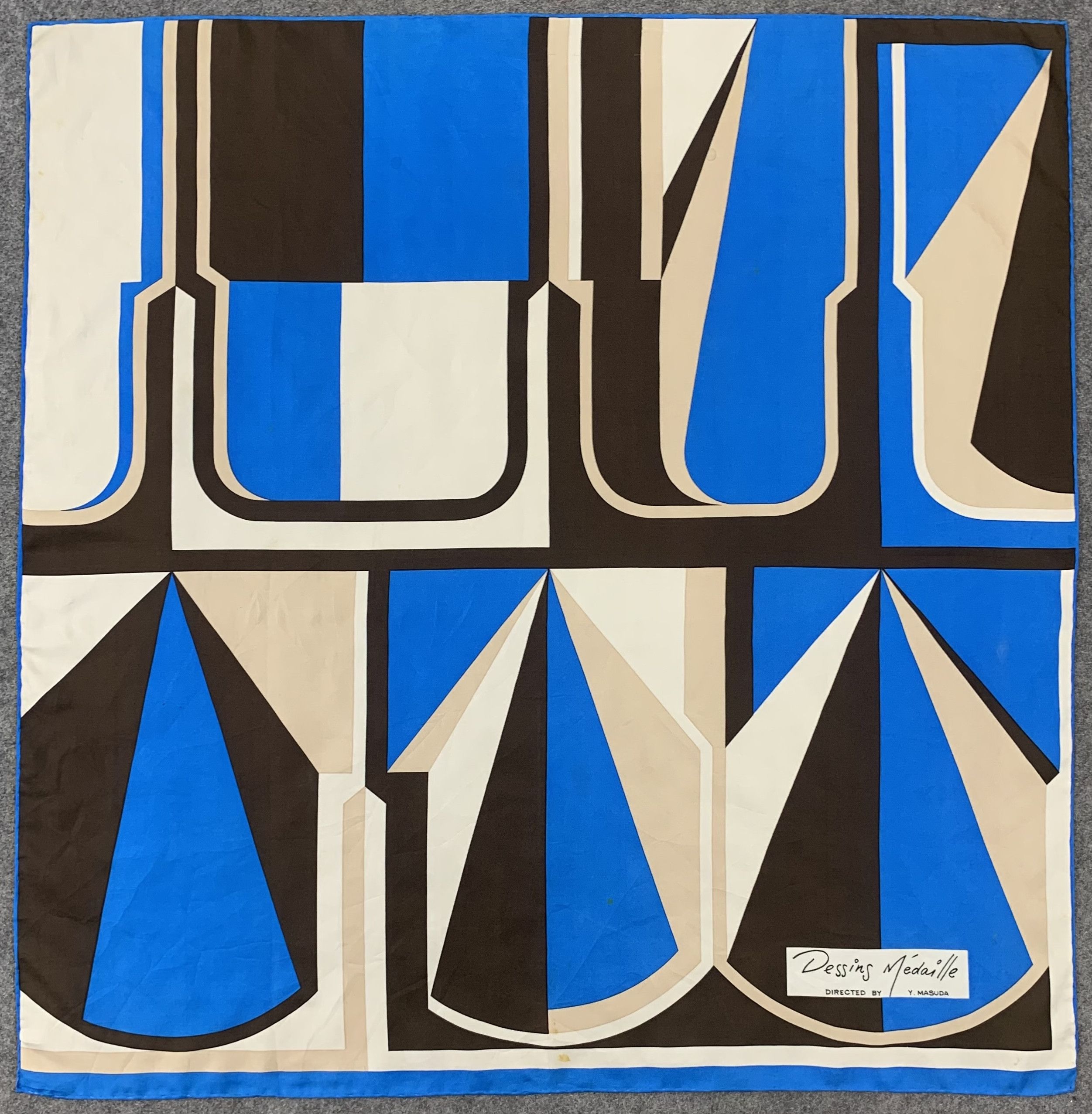 Japanese Brand Dessins Medaille by Y.Masuda Silk Scarf Square A5629 Size ONE SIZE - 2 Thumbnail