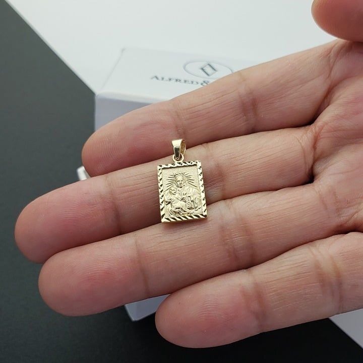 Other Face of Jesus & Mother Mary & Baby Jesus 14k Y Gold Pendant Size ONE SIZE - 3 Thumbnail