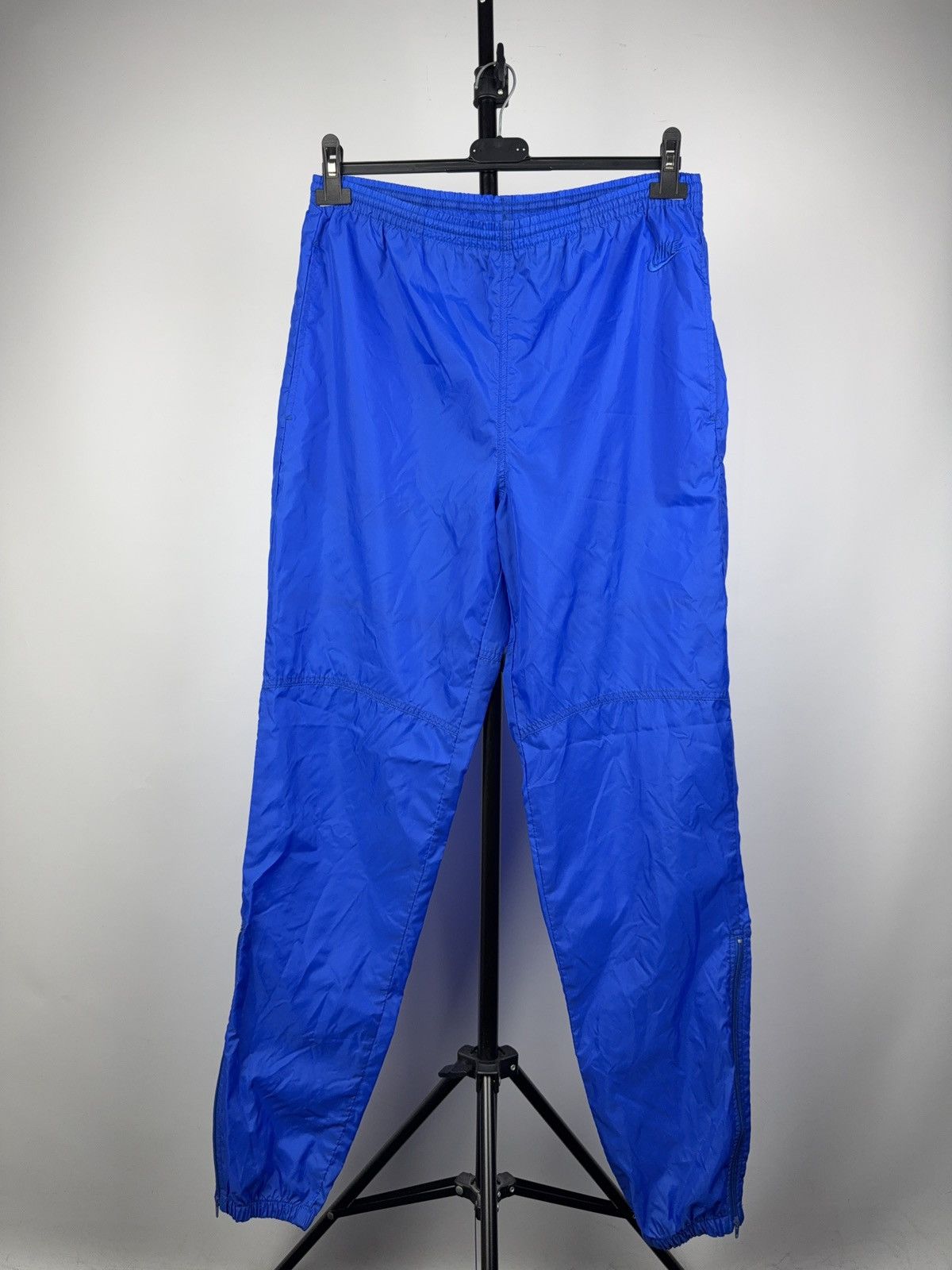 Nike Retro Vintage Nike 80s Blue Nylon Windbreaker Pants S Size US 31 - 1 Thumbnail