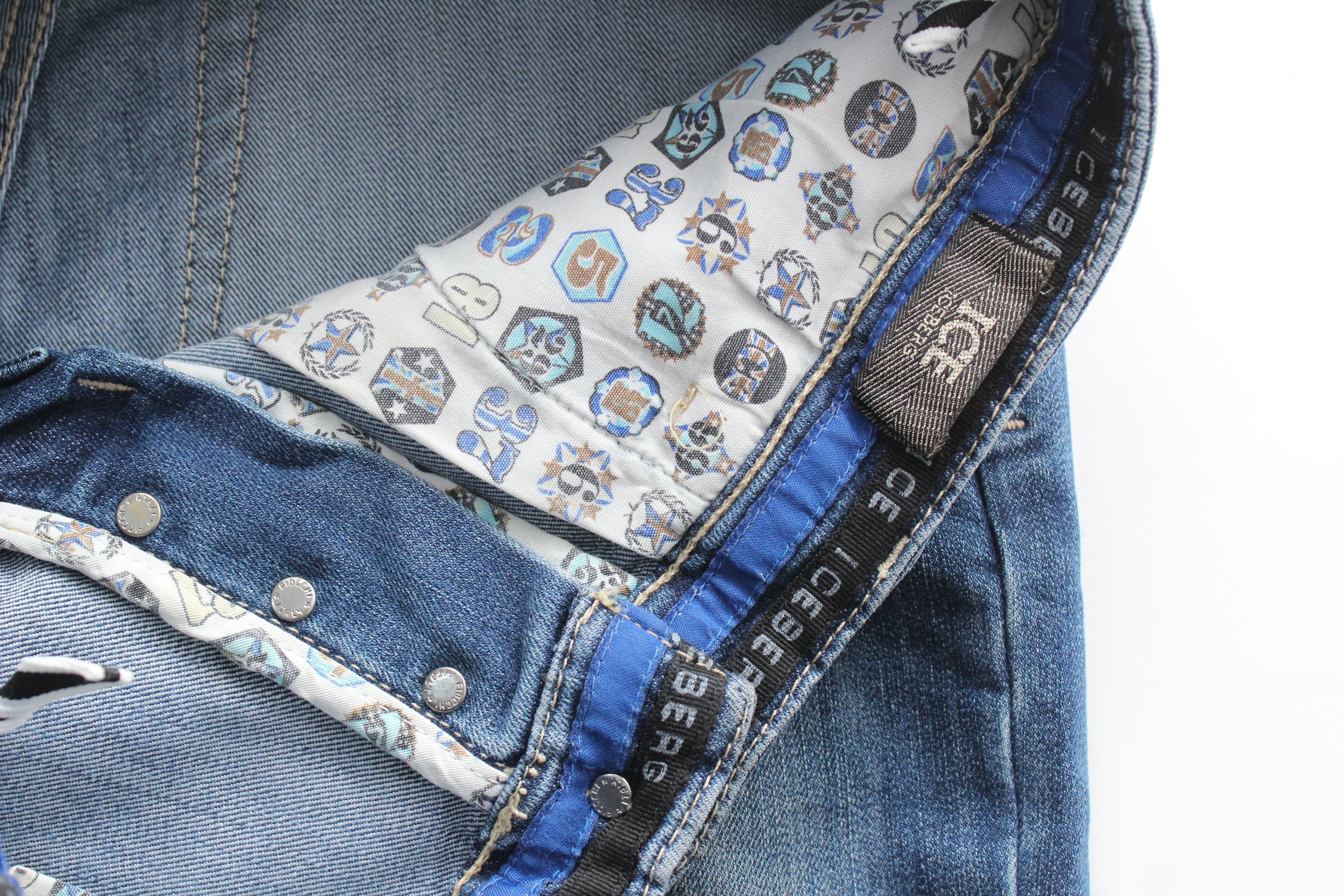 Iceberg Iceberg Indoor Big Logo Blue Distressed Denim Jeans Size 31 Size US 31 - 7 Thumbnail