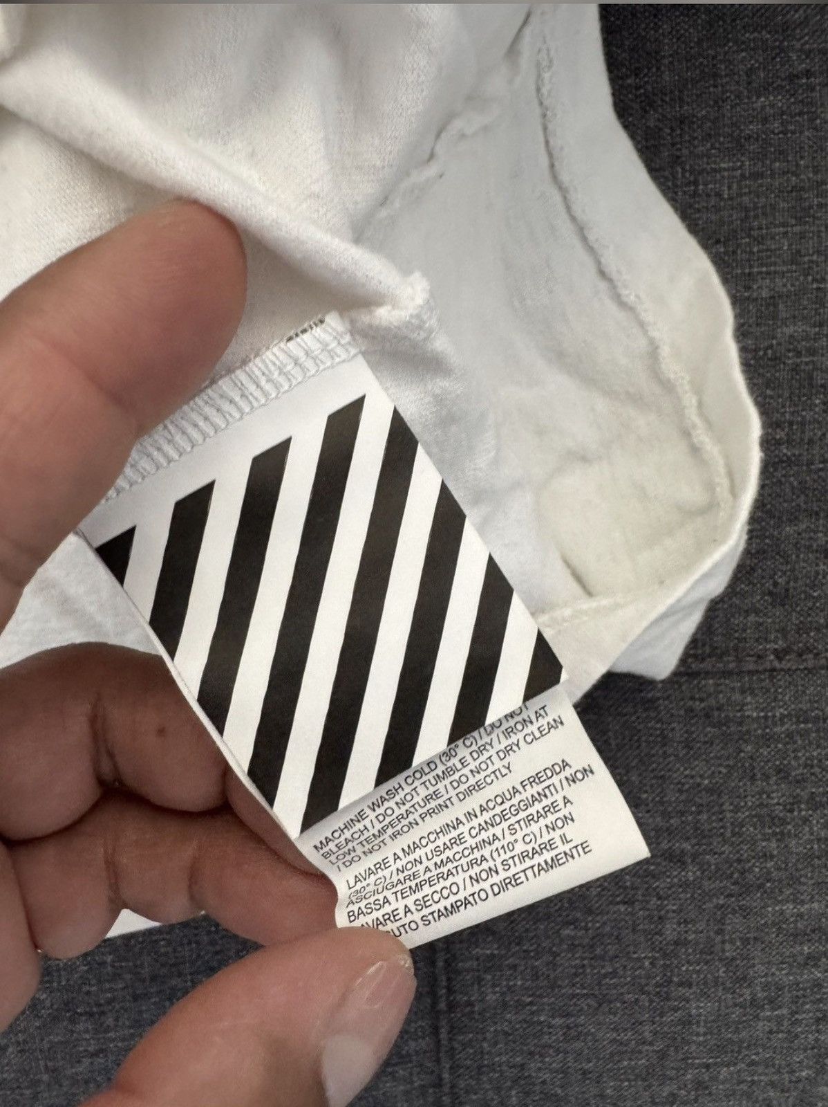 Off-White Off-White Virgil Temperature Map Tee White XL Size US XL / EU 56 / 4 - 4 Thumbnail