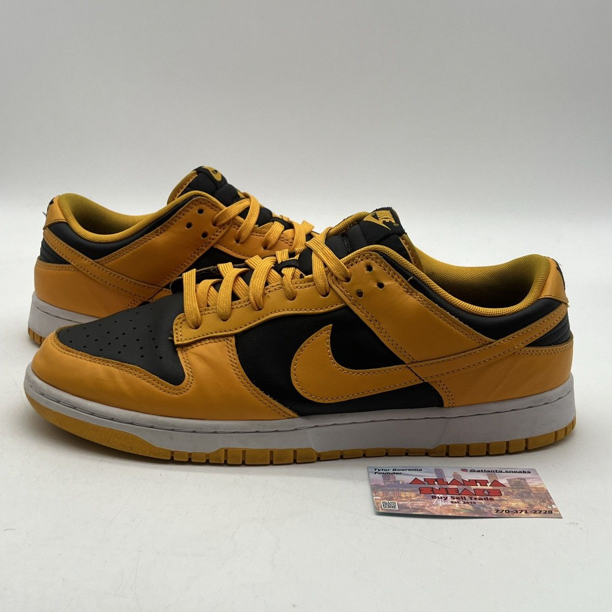 Nike Nike dunk low goldenrod Size US 12 / EU 45 - 1 Thumbnail