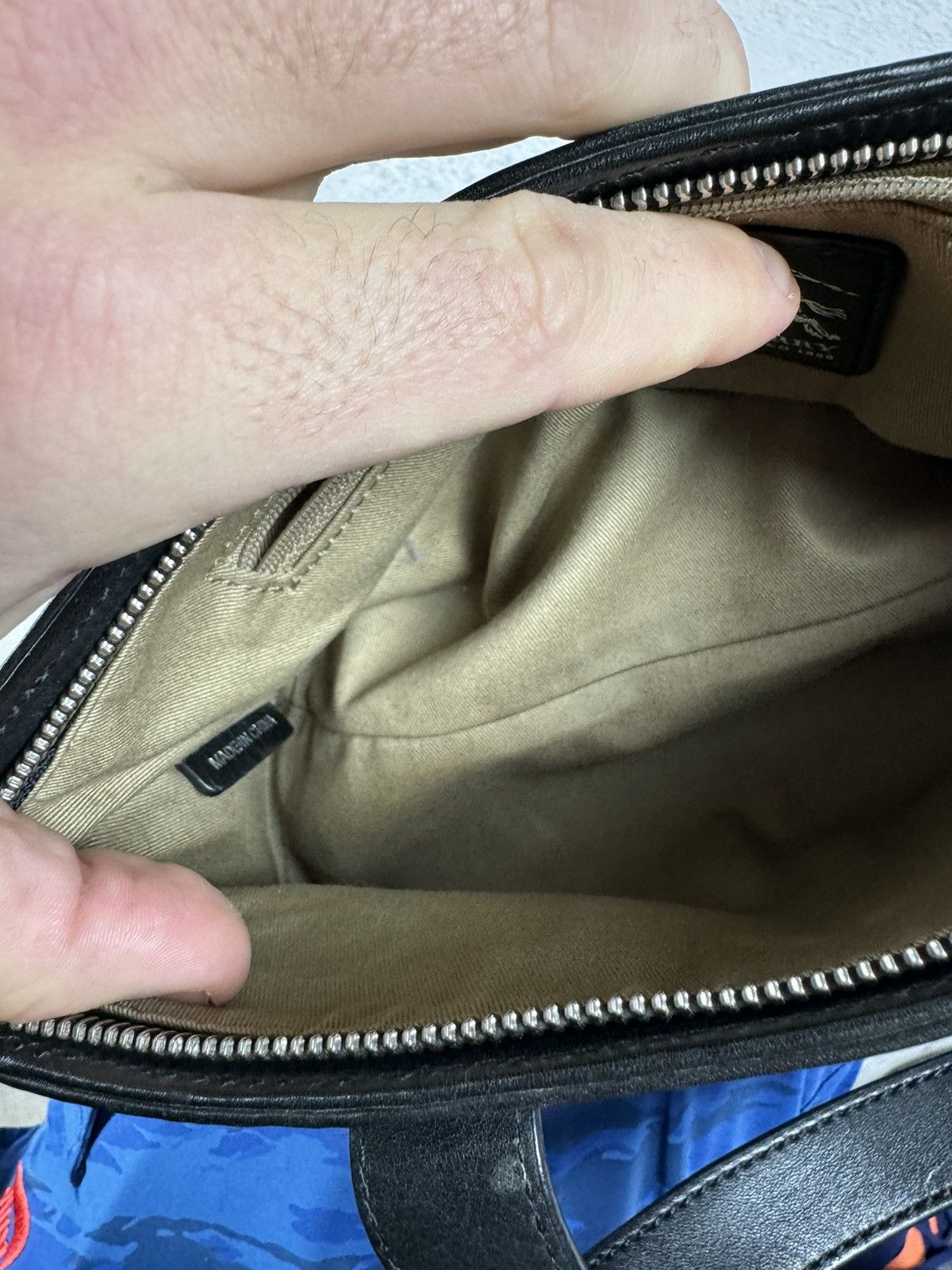 Burberry × Vintage Rare Burberry Leather vintage horn toggle small bag Size ONE SIZE - 13 Thumbnail