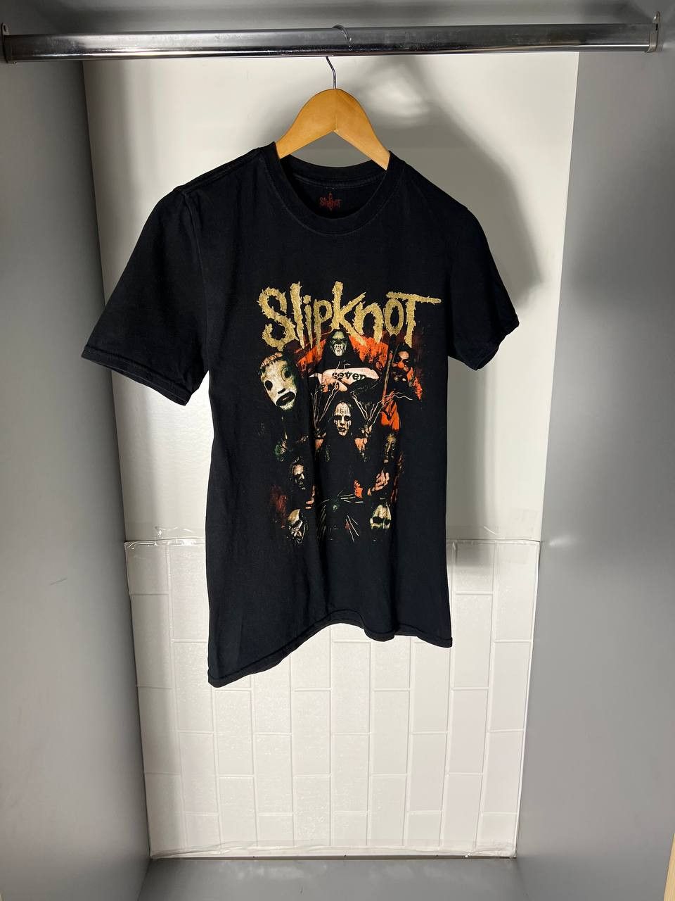Band Tees VINTAGE SLIPKNOT WORLD TOUR ROCK T-SHIRT METAL PUNK Y2K 90s Size US S / EU 44-46 / 1 - 2 Thumbnail