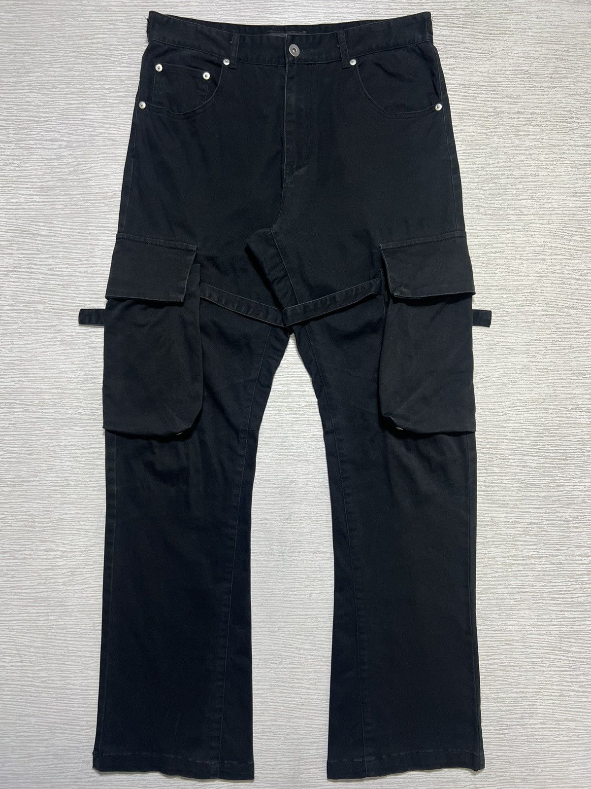 Vuja De Vuja De - Bondage Flared Cargo Pants Size US 30 / EU 46 - 1 Thumbnail